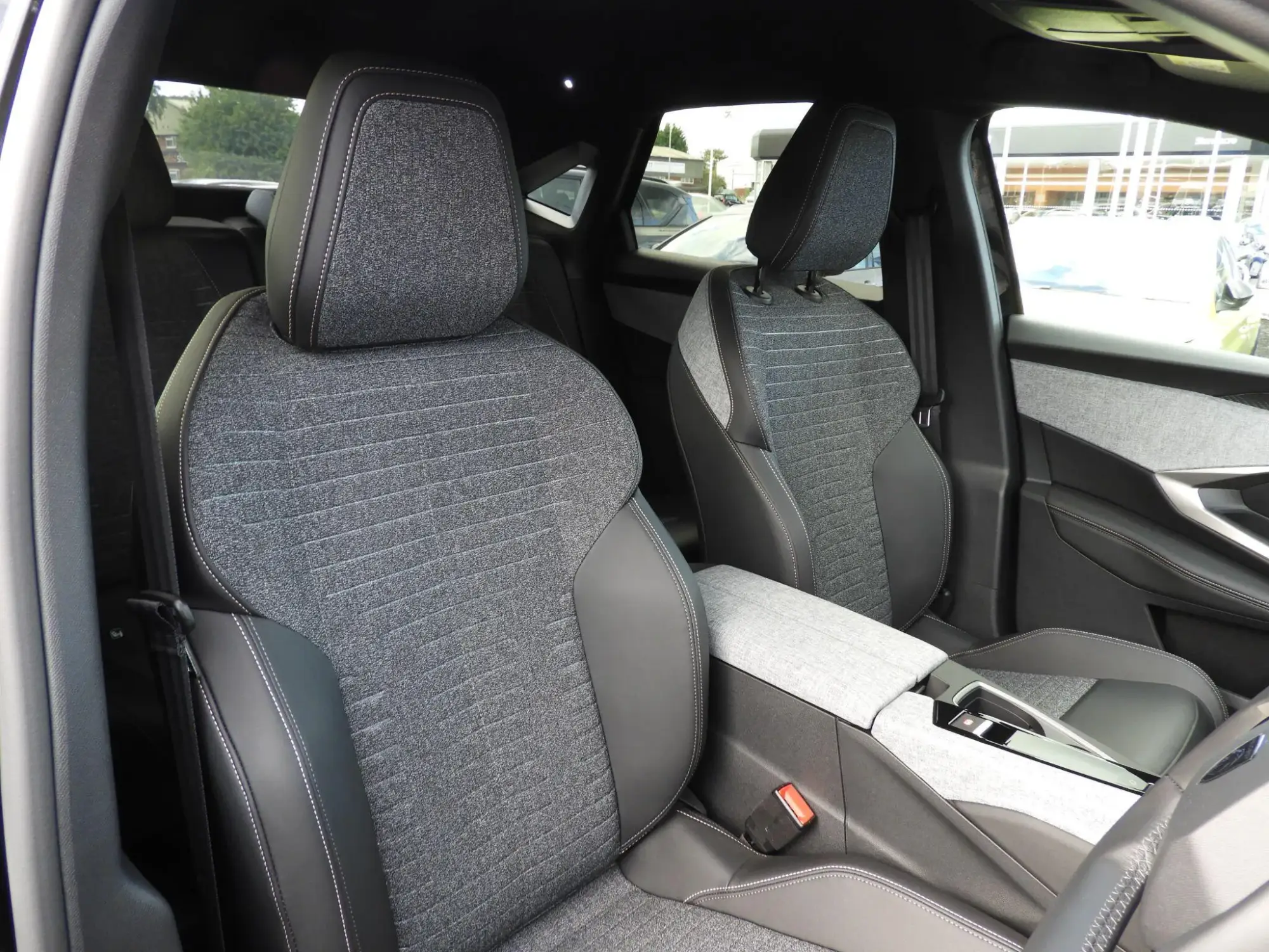 Peugeot E-3008 Image 20