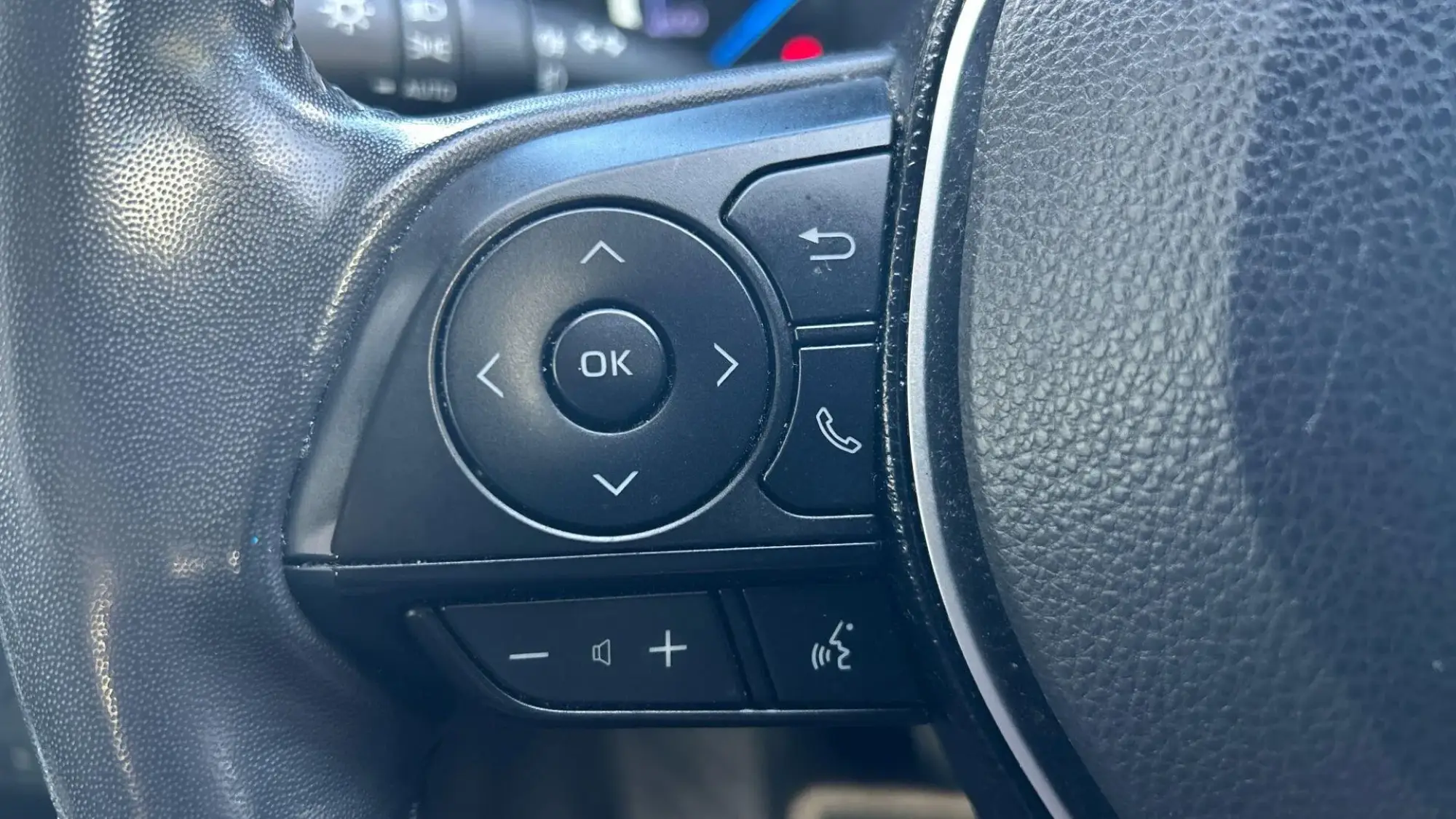 Toyota RAV4 Image 35 Toyota RAV4 Image 35