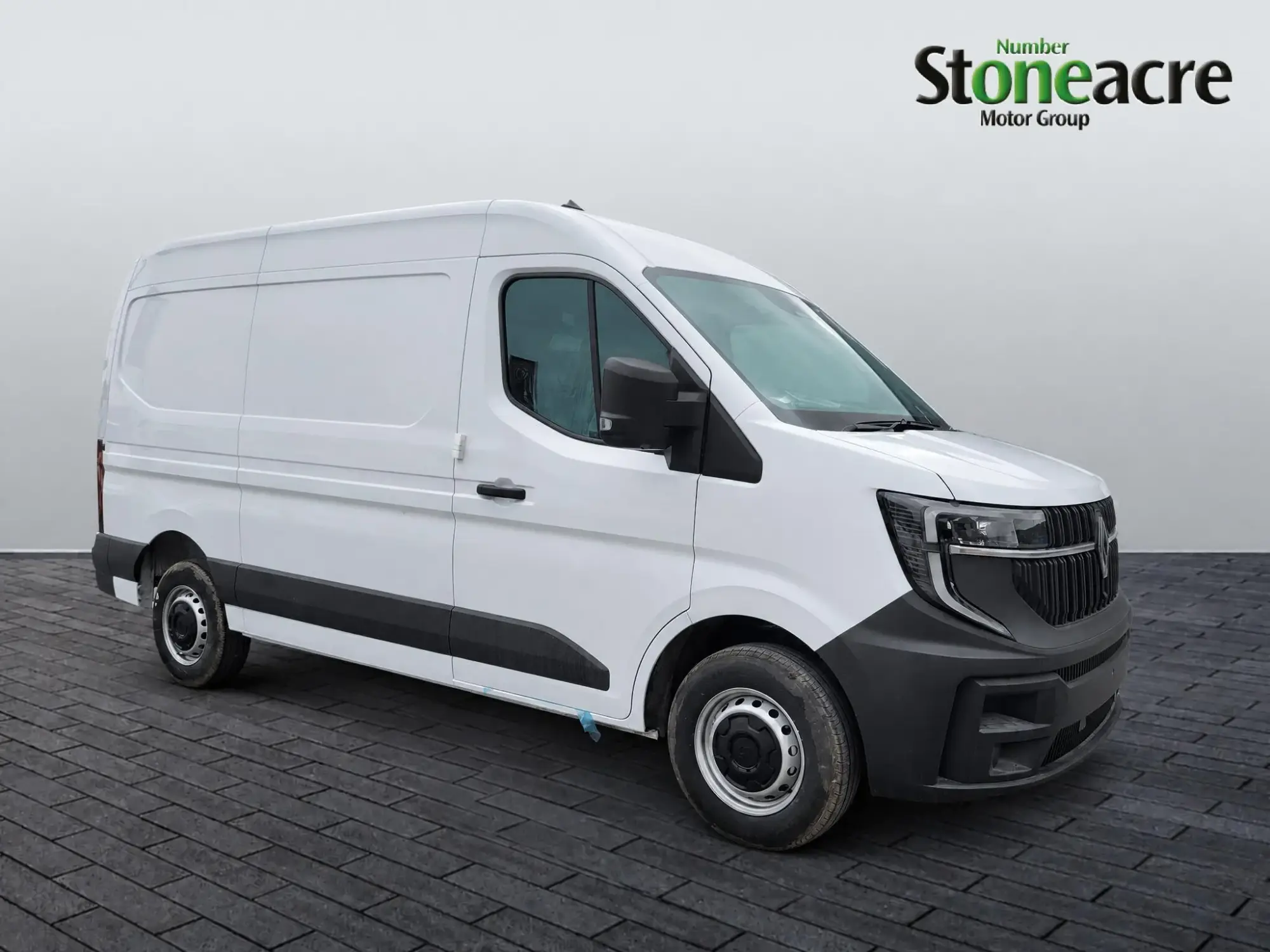 Renault Master 2.0 dCi MM35 Advance Auto L2 H2 Euro 6 (s/s) 5dr YP76NWT Image 1 Renault Master 2.0 dCi MM35 Advance Auto L2 H2 Euro 6 (s/s) 5dr YP76NWT Image 1