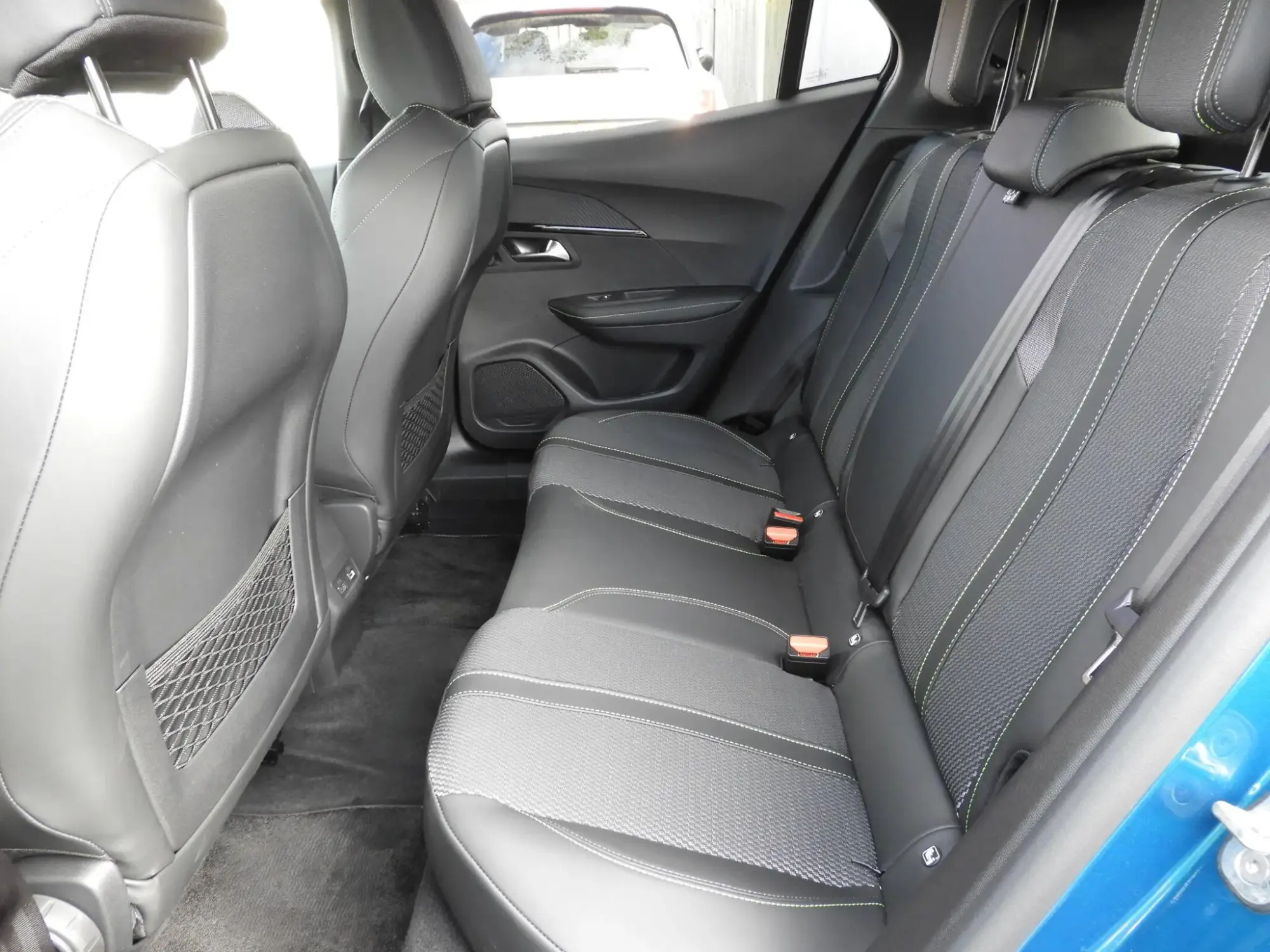 Peugeot E-2008 Image 16