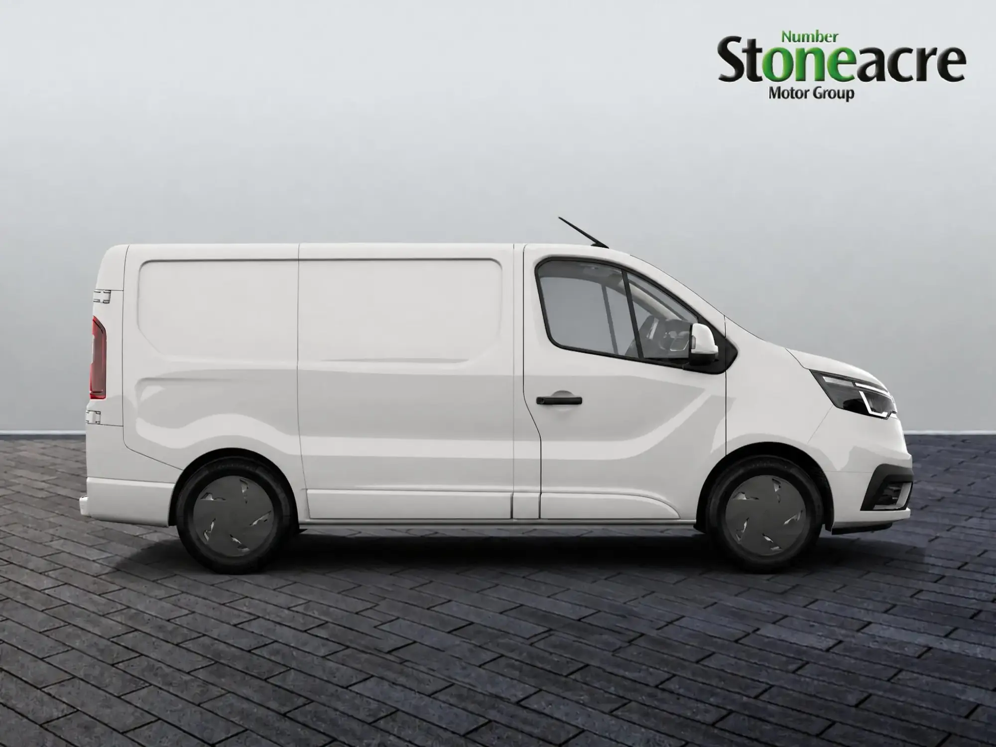 Renault Trafic 2.0 dCi Blue 30 Extra SWB Euro 6 (s/s) 5dr YP76OPG Image 2 Renault Trafic 2.0 dCi Blue 30 Extra SWB Euro 6 (s/s) 5dr YP76OPG Image 2
