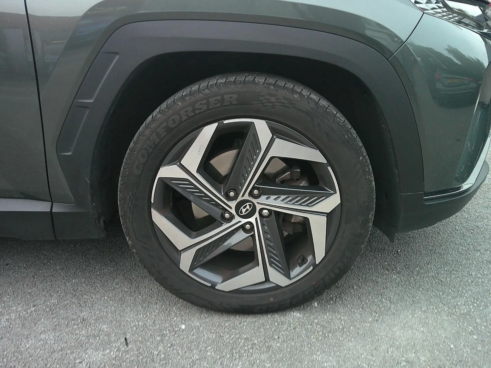 Hyundai TUCSON Hybrid Image 9 Hyundai TUCSON Hybrid Image 9