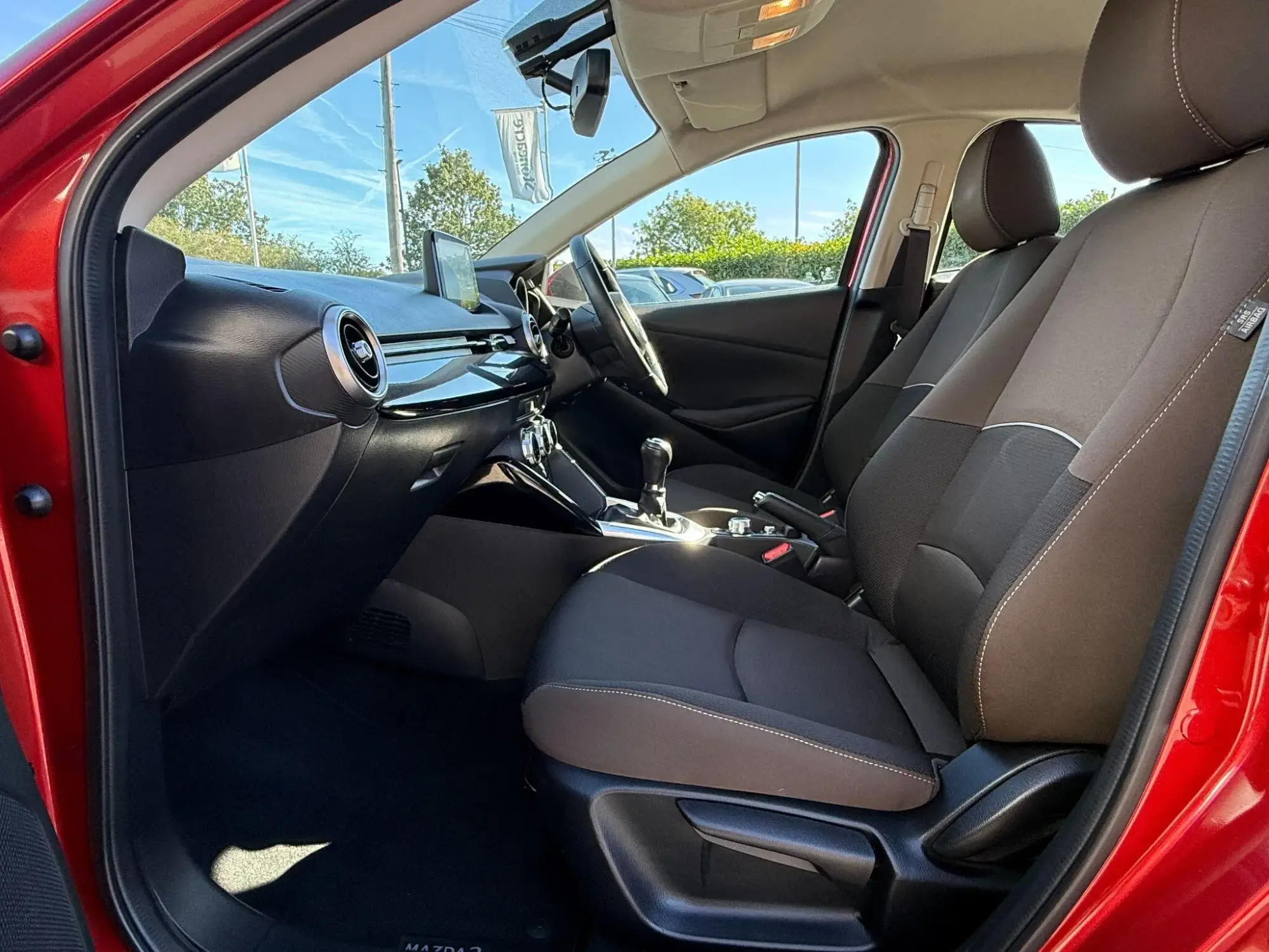 Mazda2 Image 33
