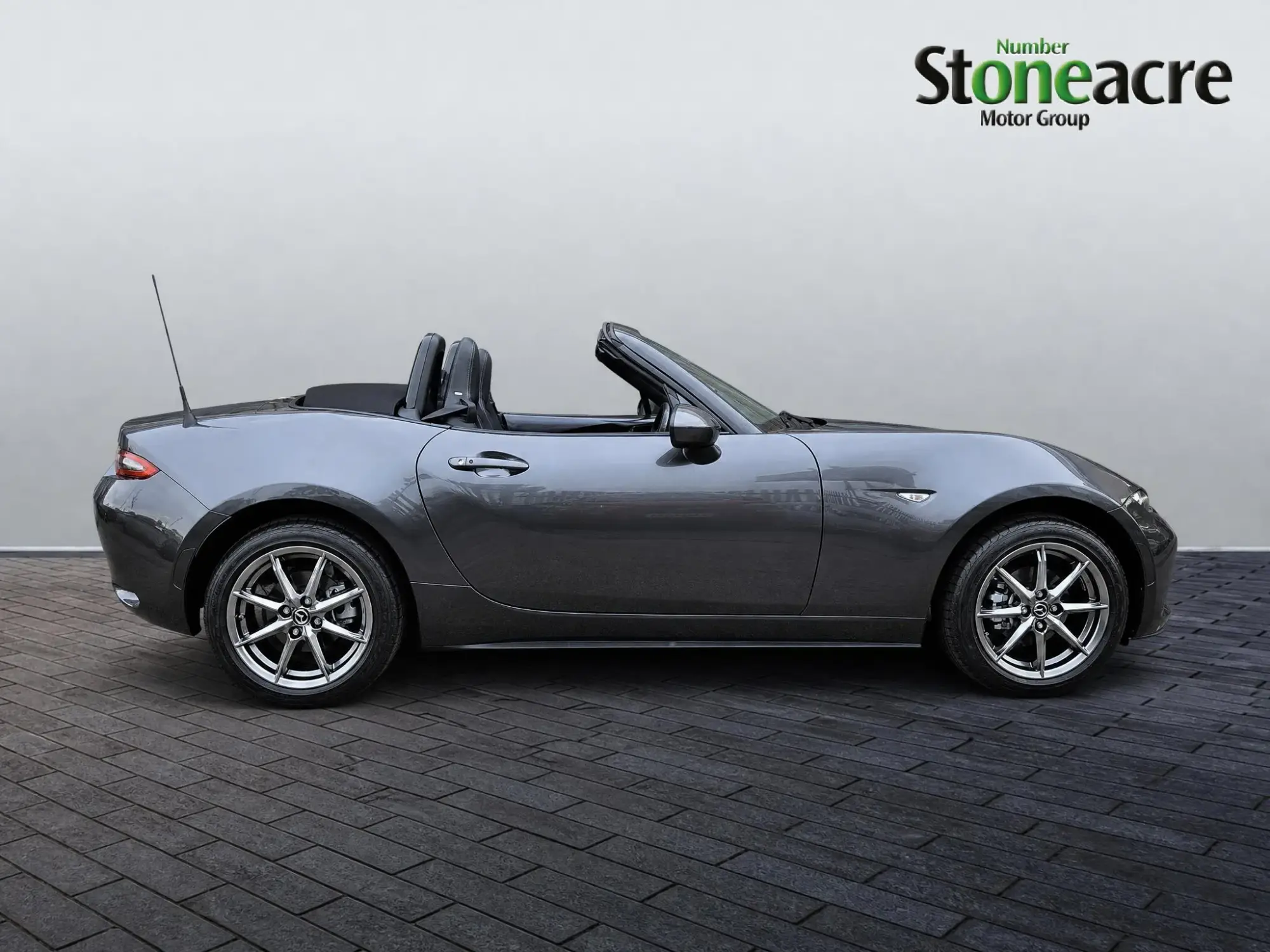 Mazda MX-5 Image 9