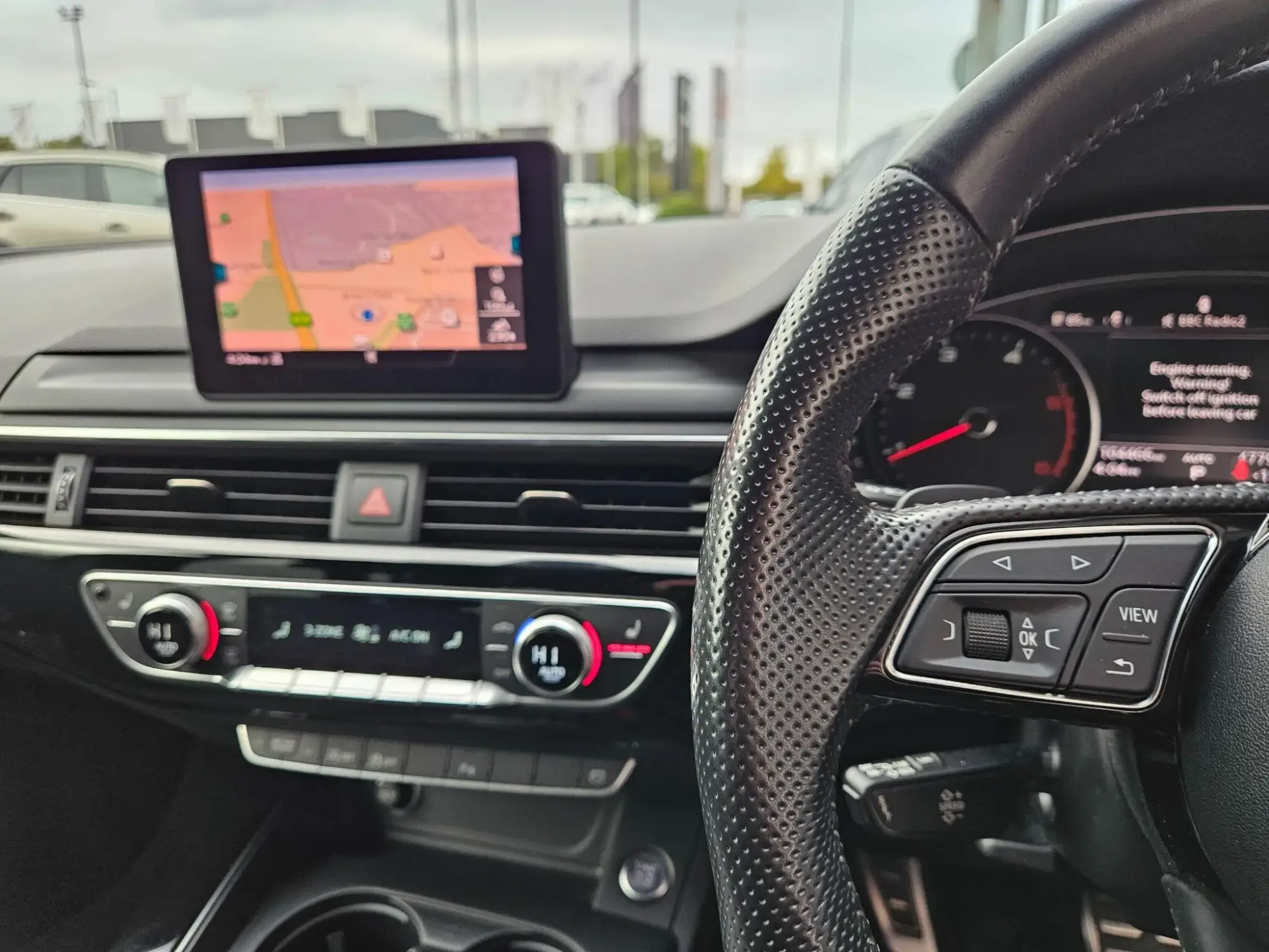 Audi A4 Avant Image 15
