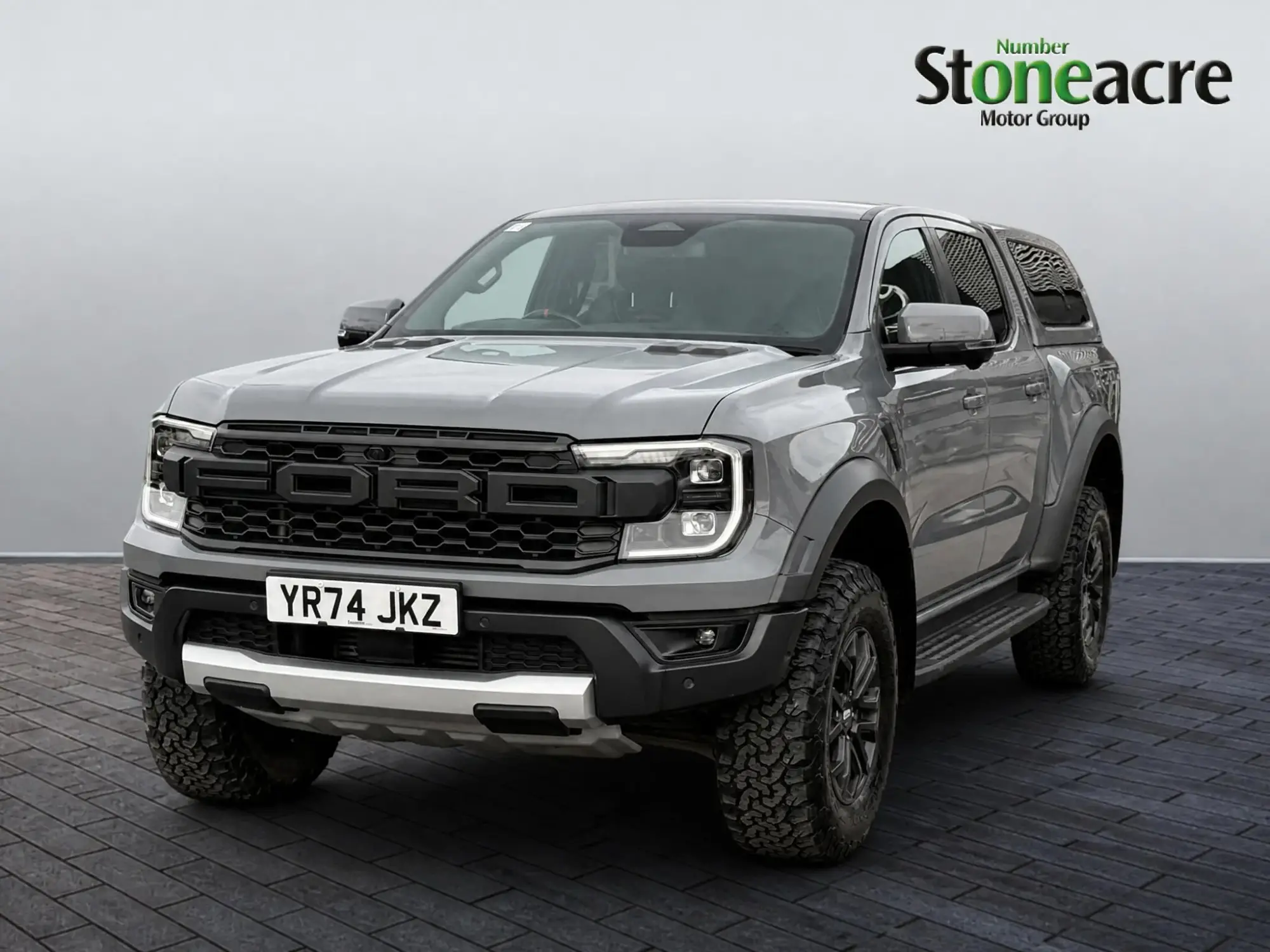 Ford Ranger 2.0 EcoBlue Raptor Auto 4WD Euro 6 (s/s) 4dr YR74JKZ Image 3 Ford Ranger 2.0 EcoBlue Raptor Auto 4WD Euro 6 (s/s) 4dr YR74JKZ Image 3