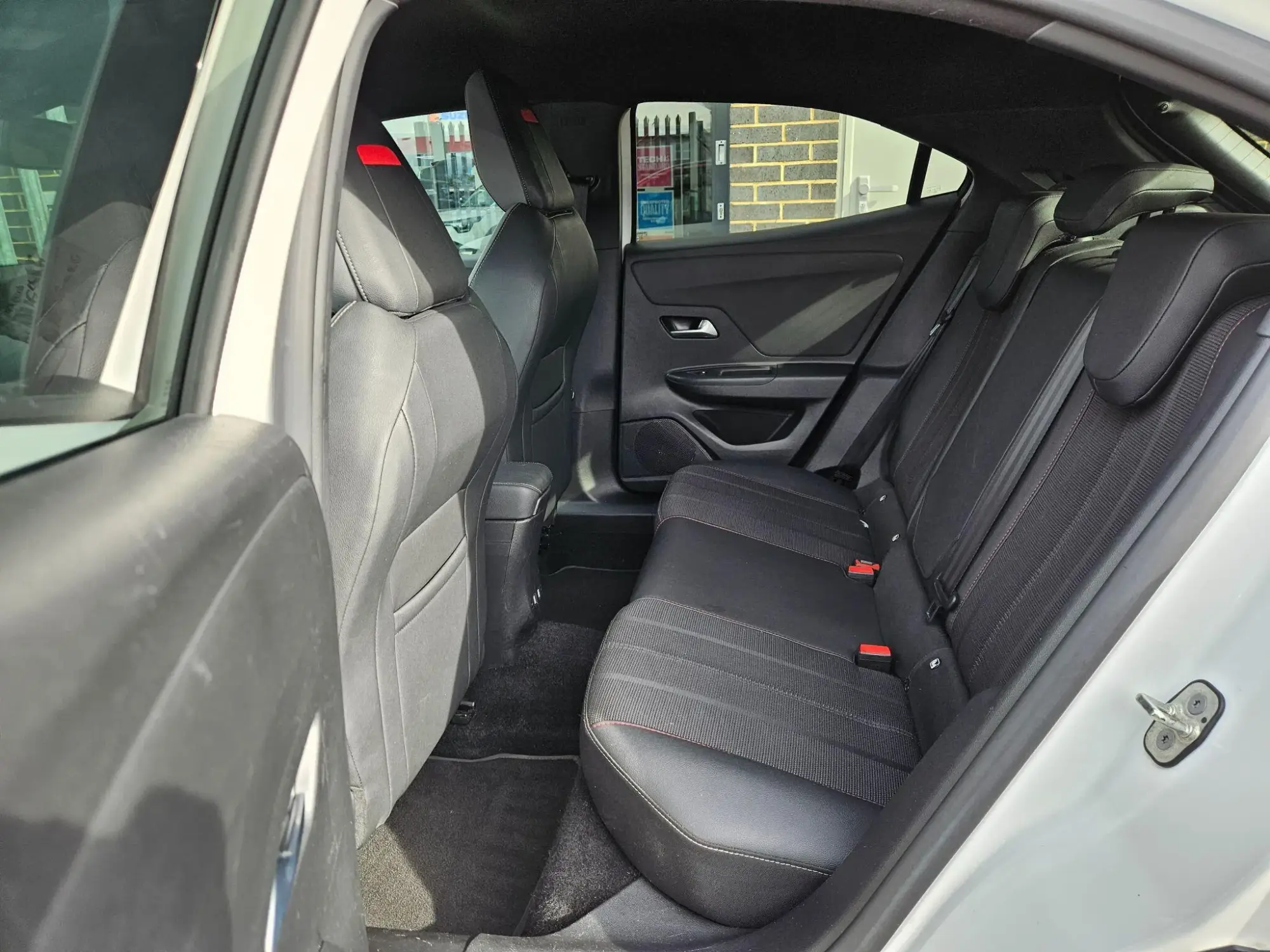 Vauxhall Mokka Image 17 Vauxhall Mokka Image 17