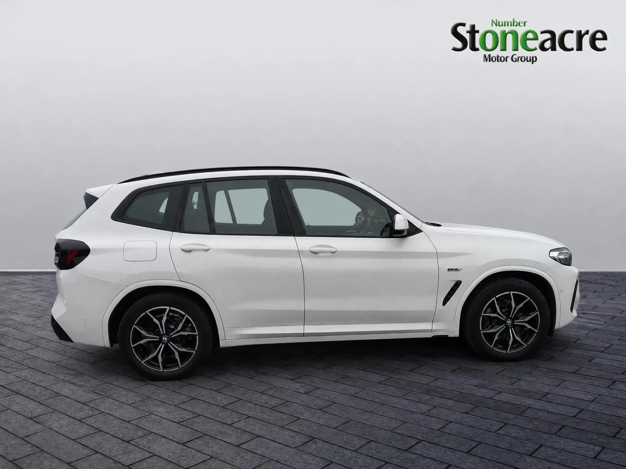 BMW X3 Image 2
