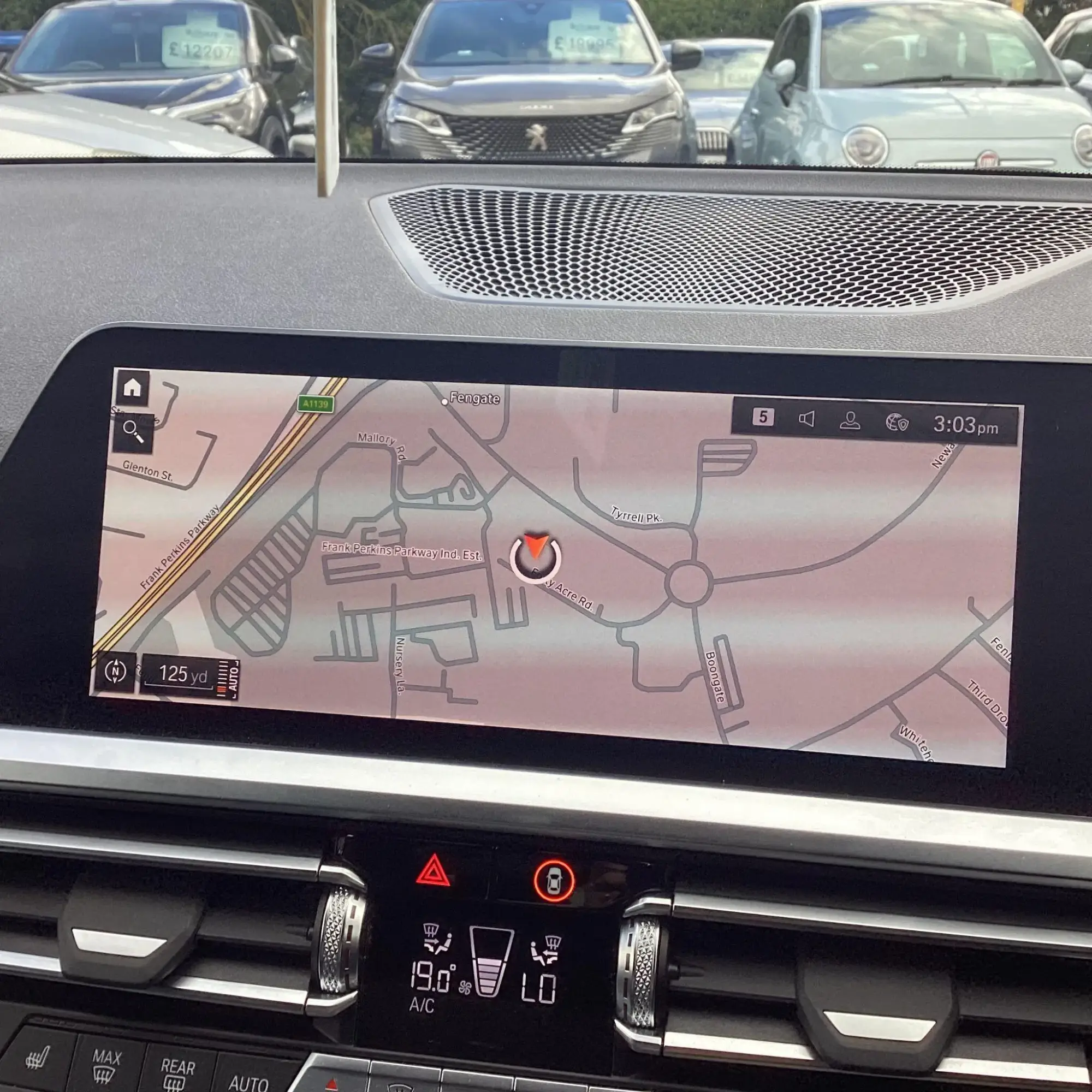 BMW 3 Series Image 18