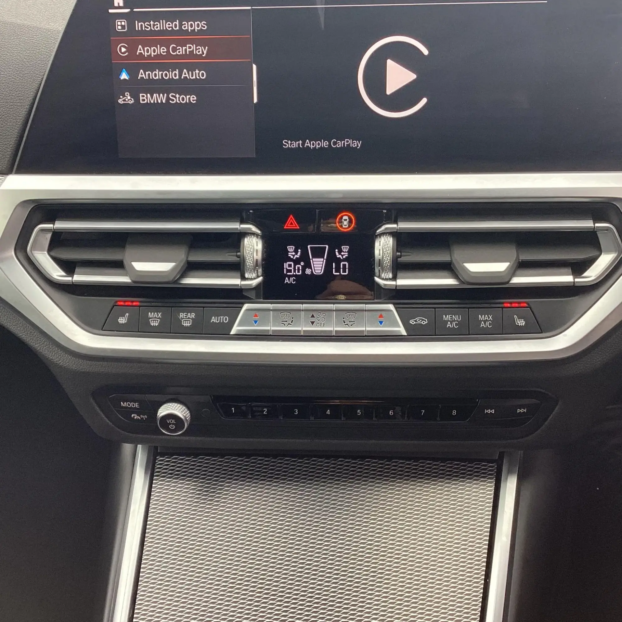 BMW 3 Series Image 23