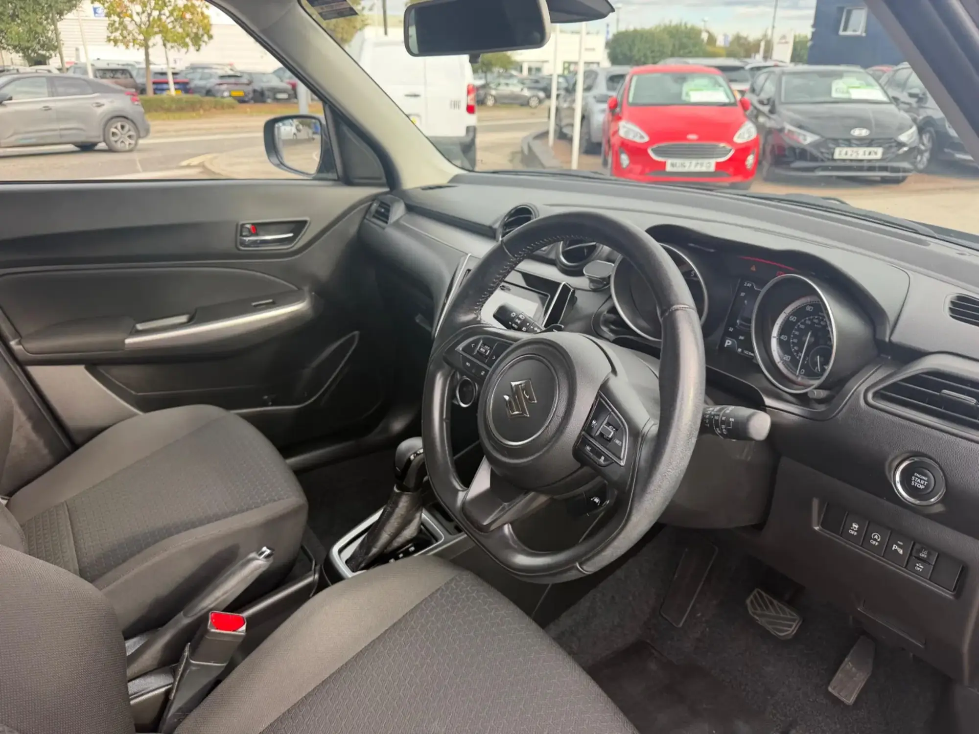 Suzuki Swift Image 12