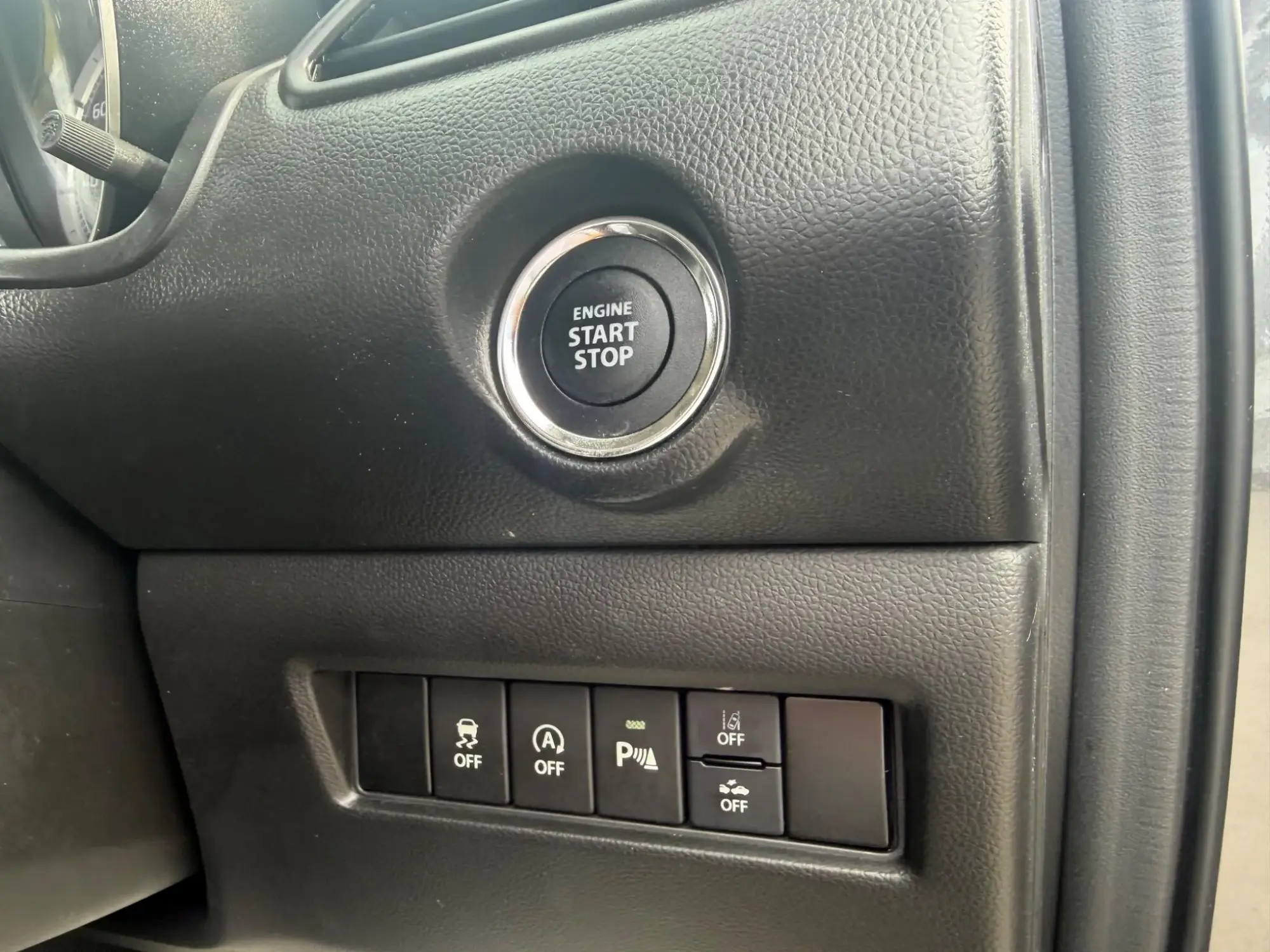 Suzuki Swift Image 14
