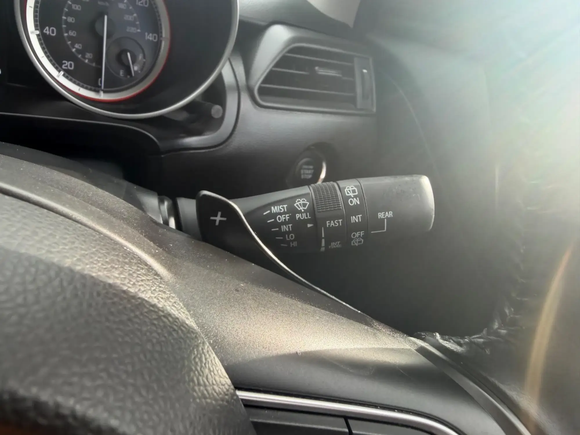 Suzuki Swift Image 19