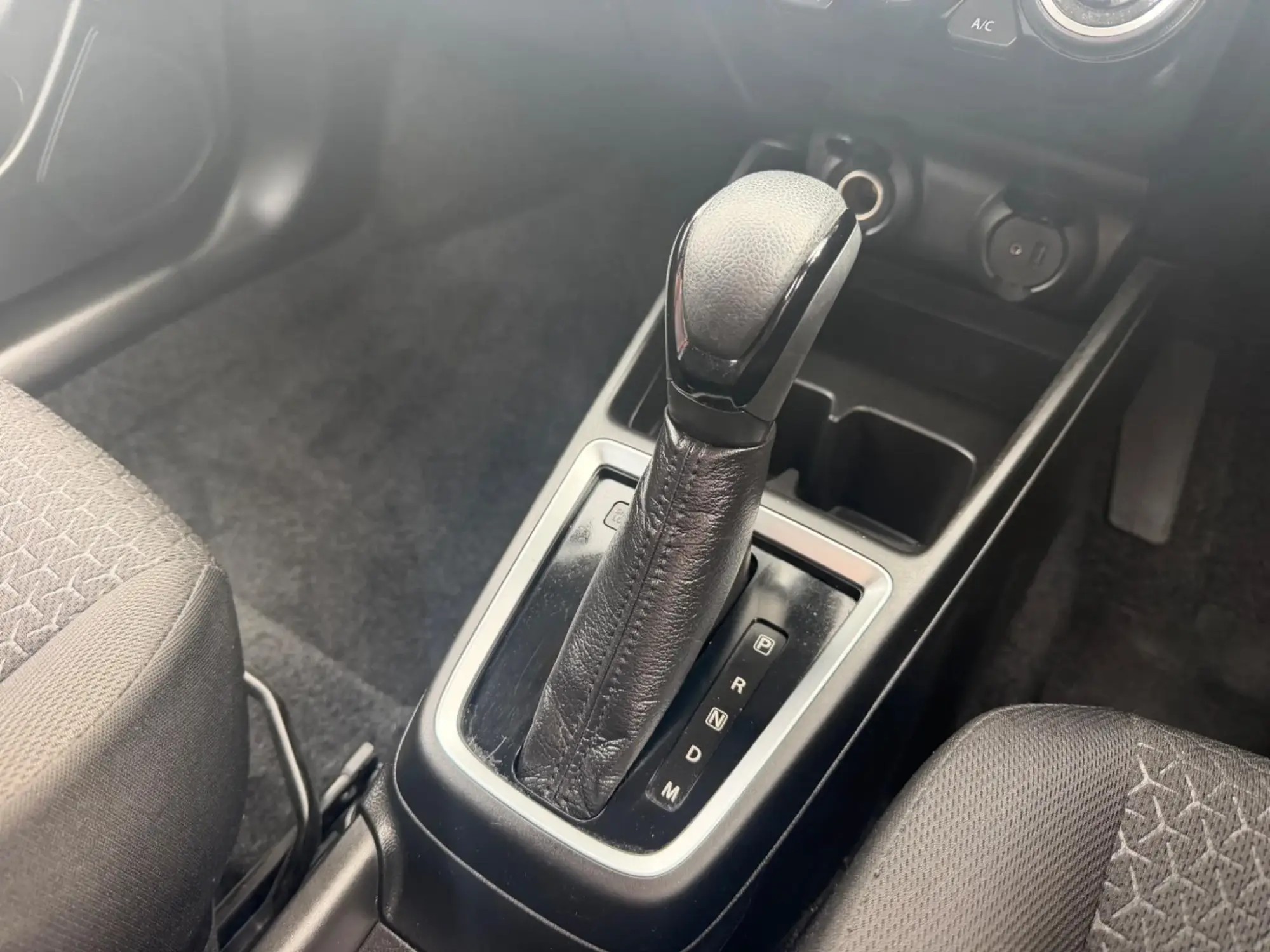 Suzuki Swift Image 23