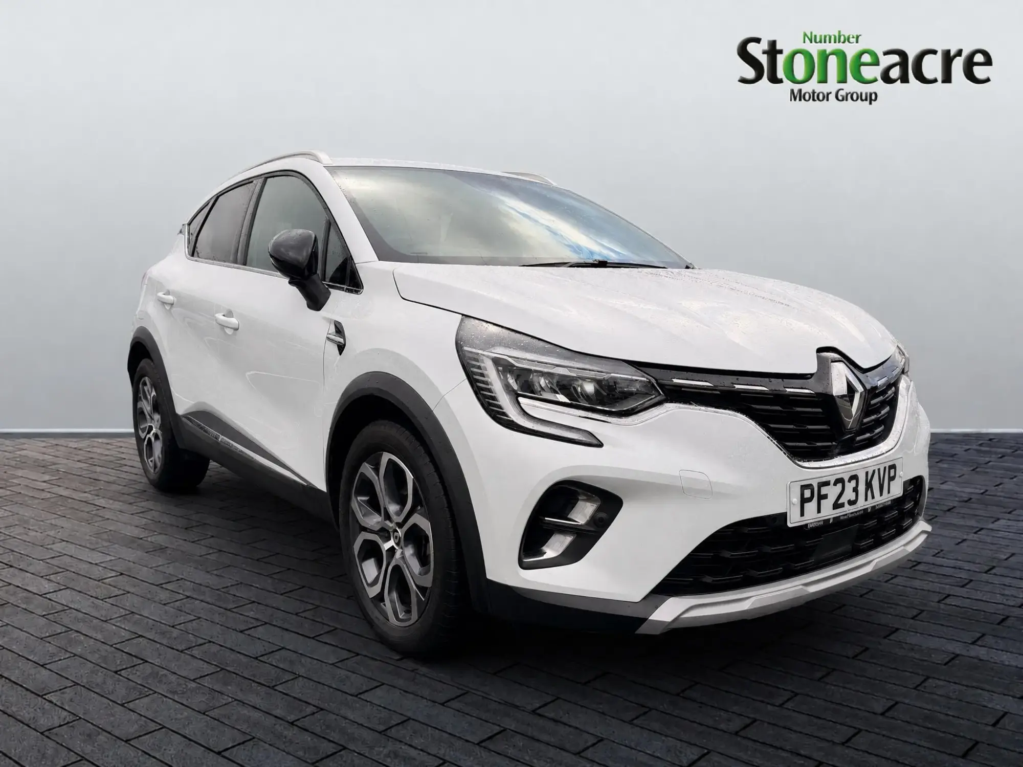 Renault Captur E-Tech Plug-In Hybrid 1.6 E-TECH 9.8kWh techno Auto Euro 6 (s/s) 5dr PF23KVP Image 1 Renault Captur E-Tech Plug-In Hybrid 1.6 E-TECH 9.8kWh techno Auto Euro 6 (s/s) 5dr PF23KVP Image 1