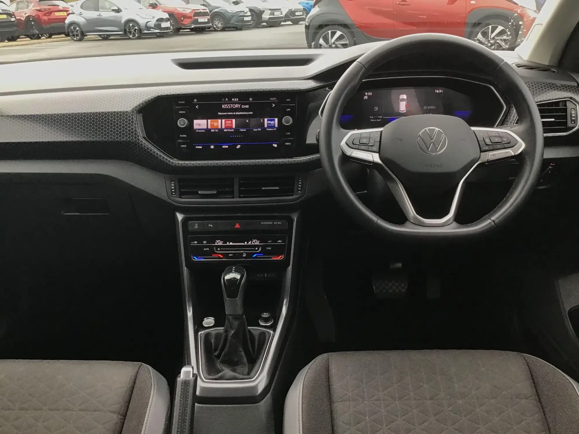 Volkswagen T-Cross Image 13