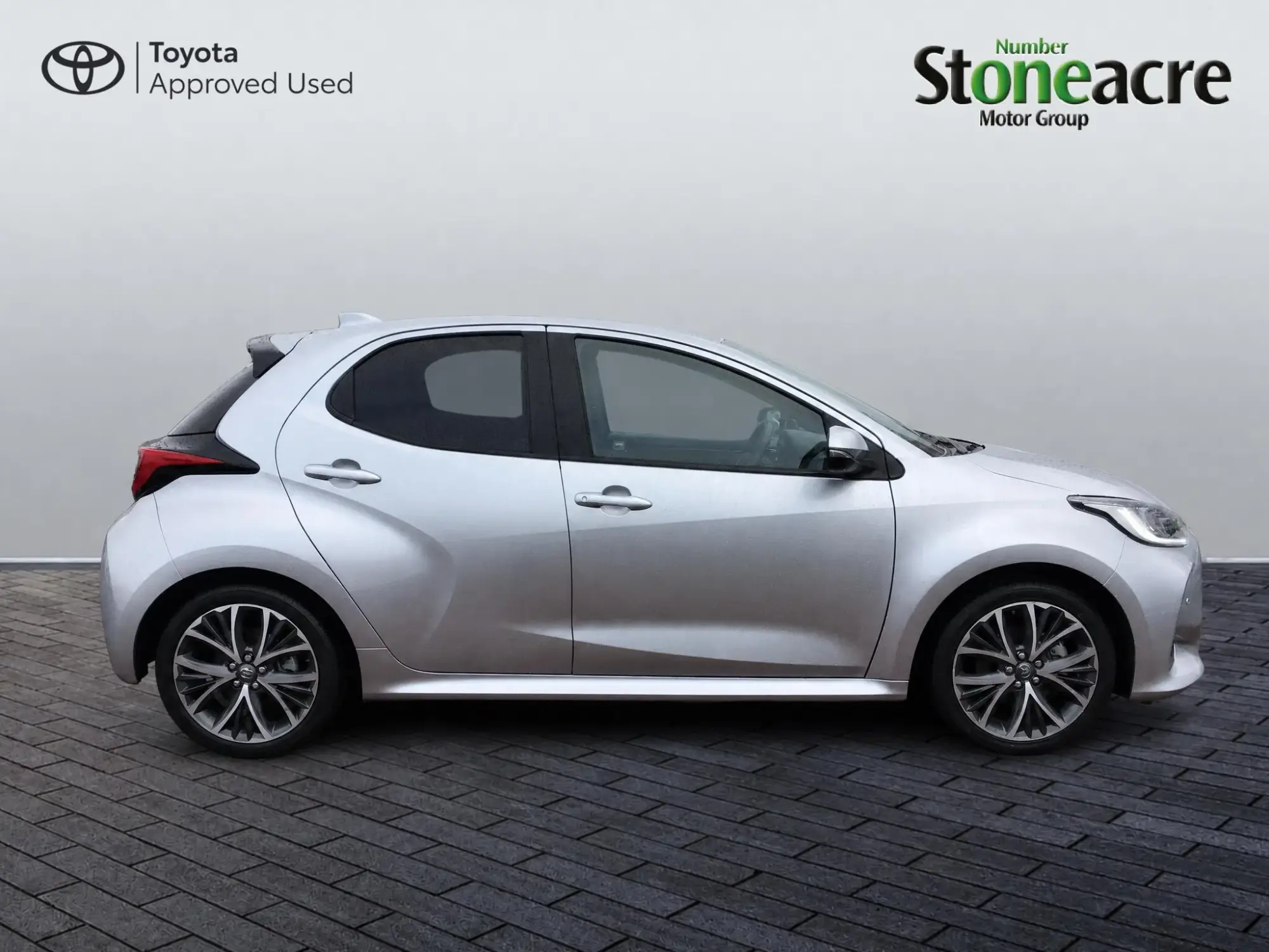 Toyota Yaris Hybrid Image 21 Toyota Yaris Hybrid Image 21