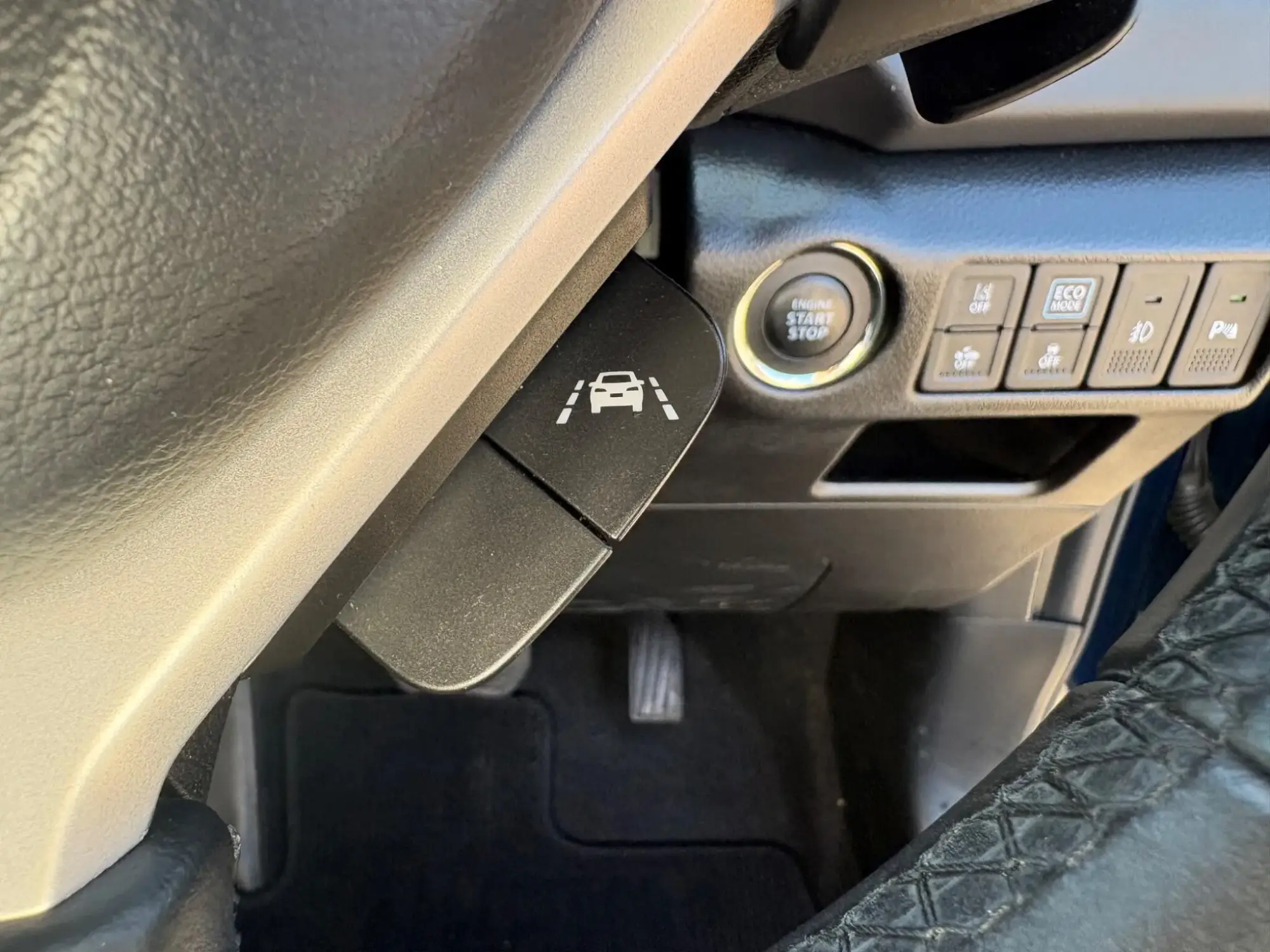 Suzuki S-Cross Hybrid Image 14 Suzuki S-Cross Hybrid Image 14