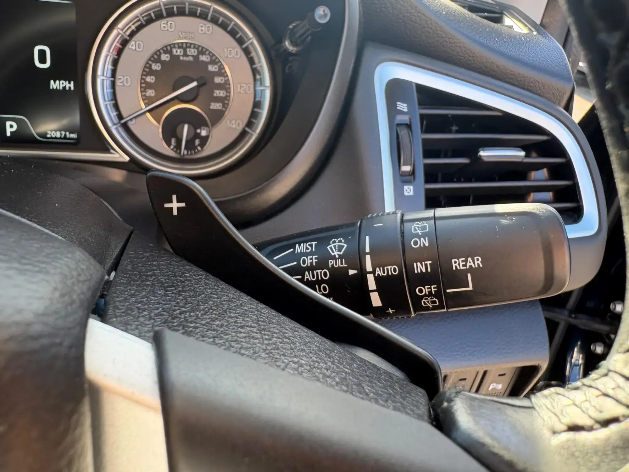 Suzuki S-Cross Hybrid Image 15 Suzuki S-Cross Hybrid Image 15