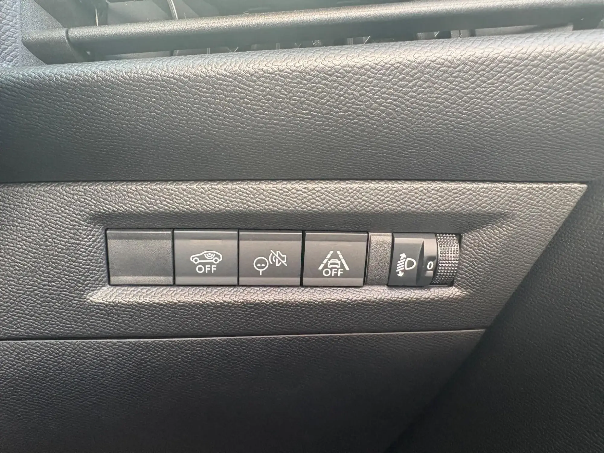 Vauxhall Frontera Electric Image 14