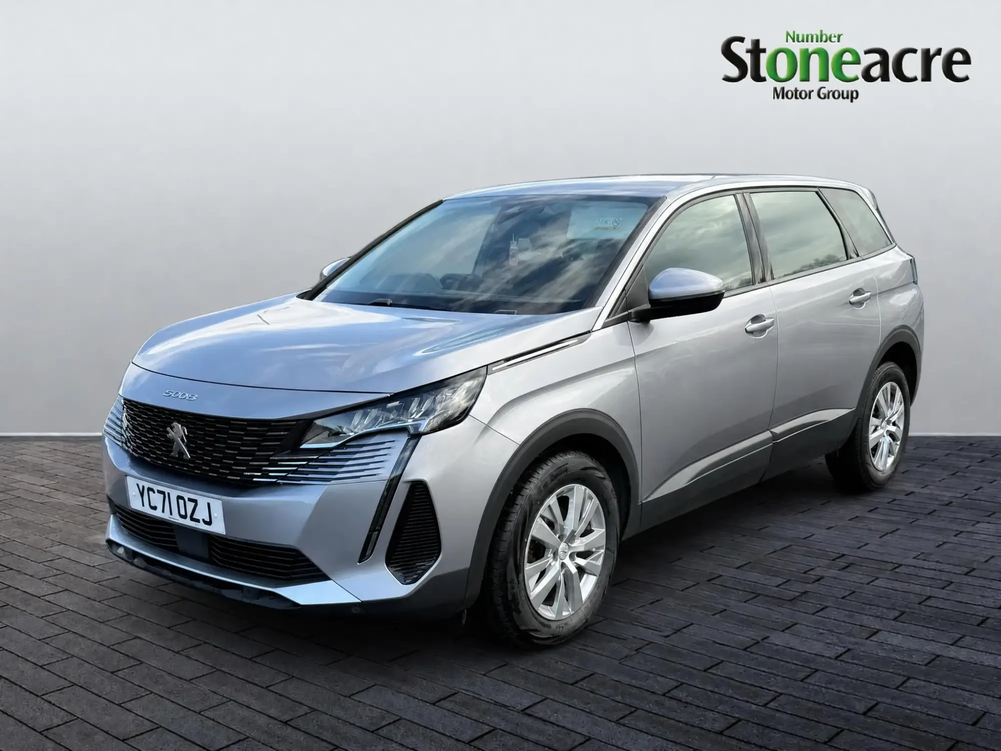 Peugeot 5008 Image 3