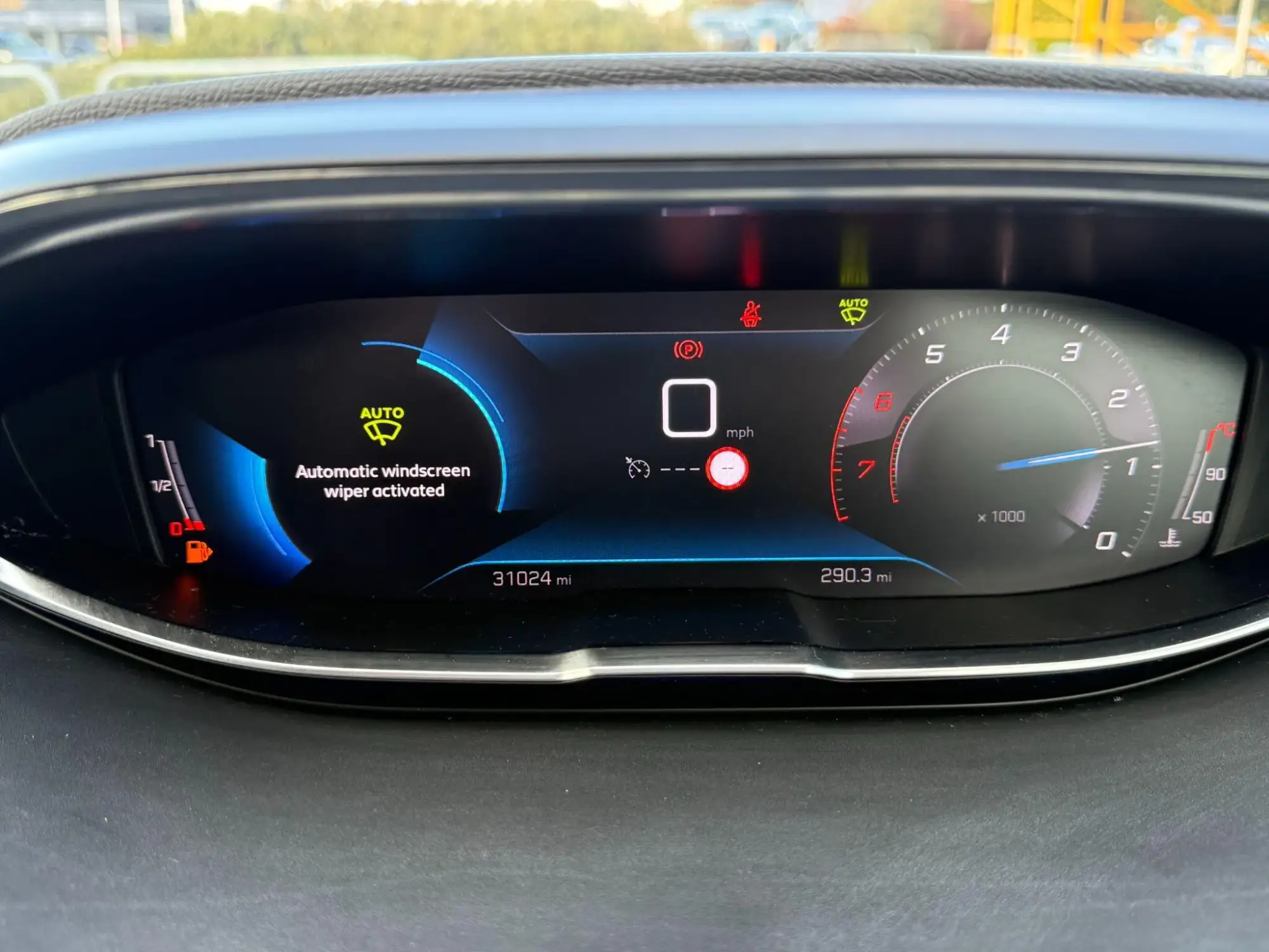 Peugeot 5008 Image 15