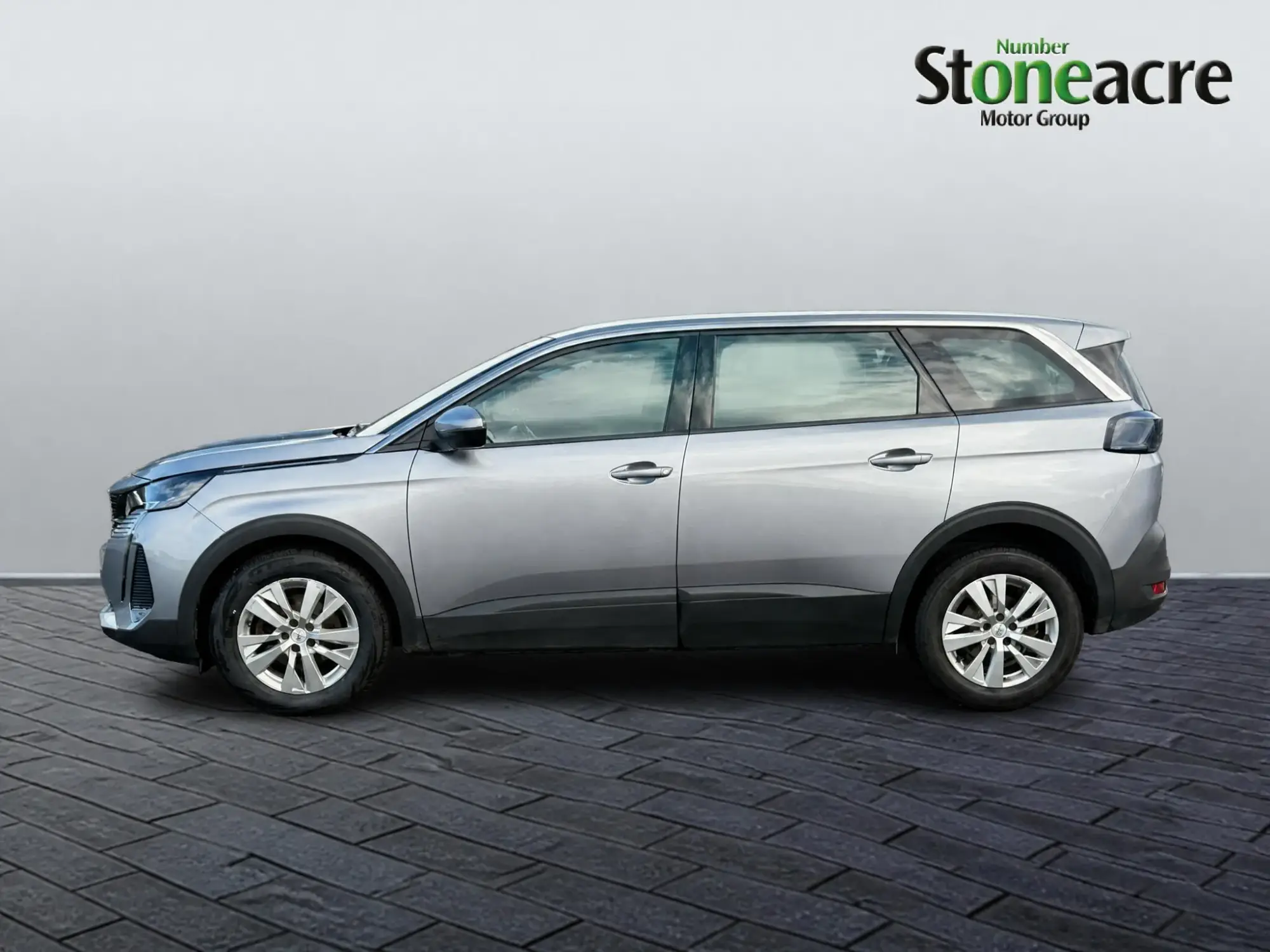 Peugeot 5008 Image 4