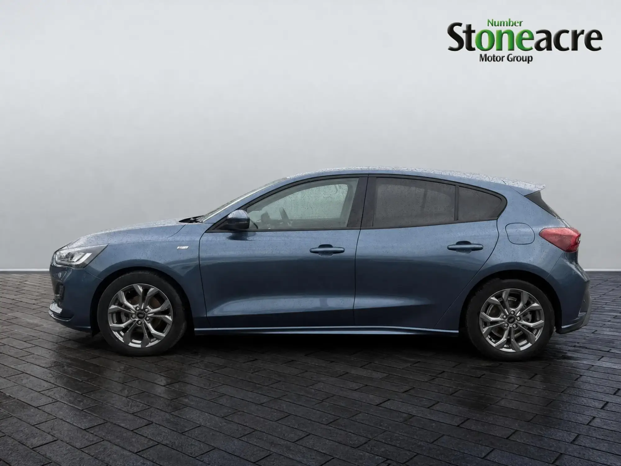 Ford Focus Image 8