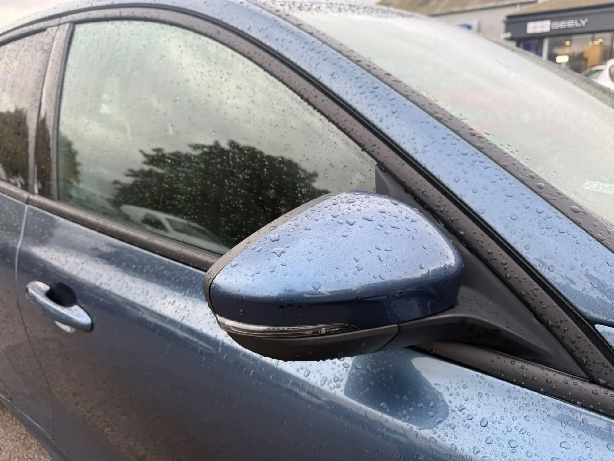 Ford Focus Image 9