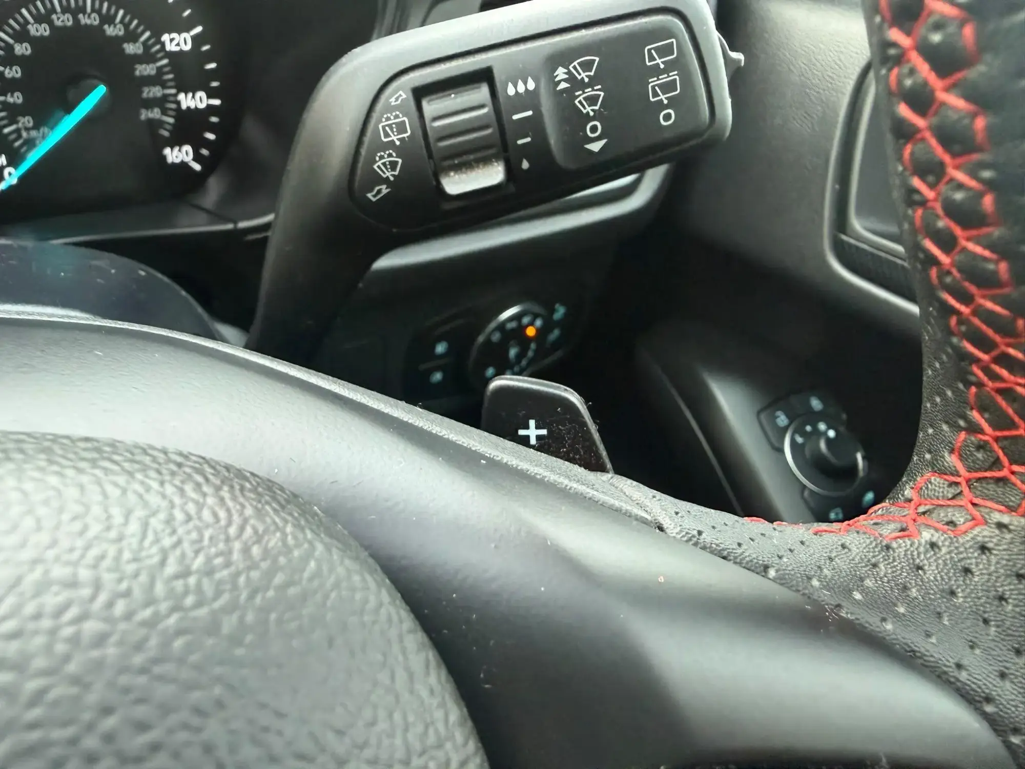 Ford Focus Image 24
