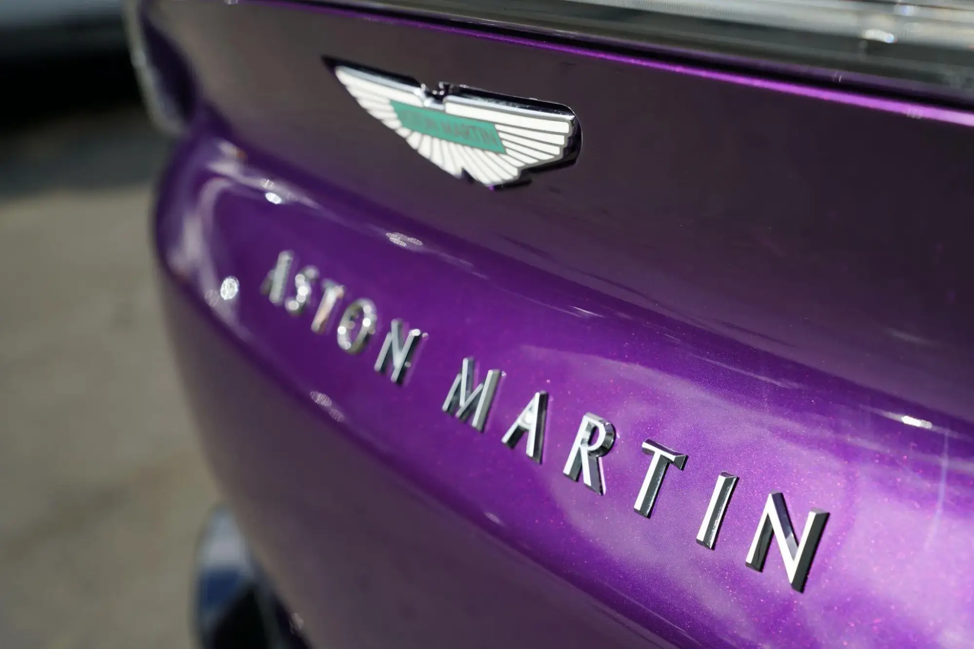 Aston Martin DBX Image 24 Aston Martin DBX Image 24