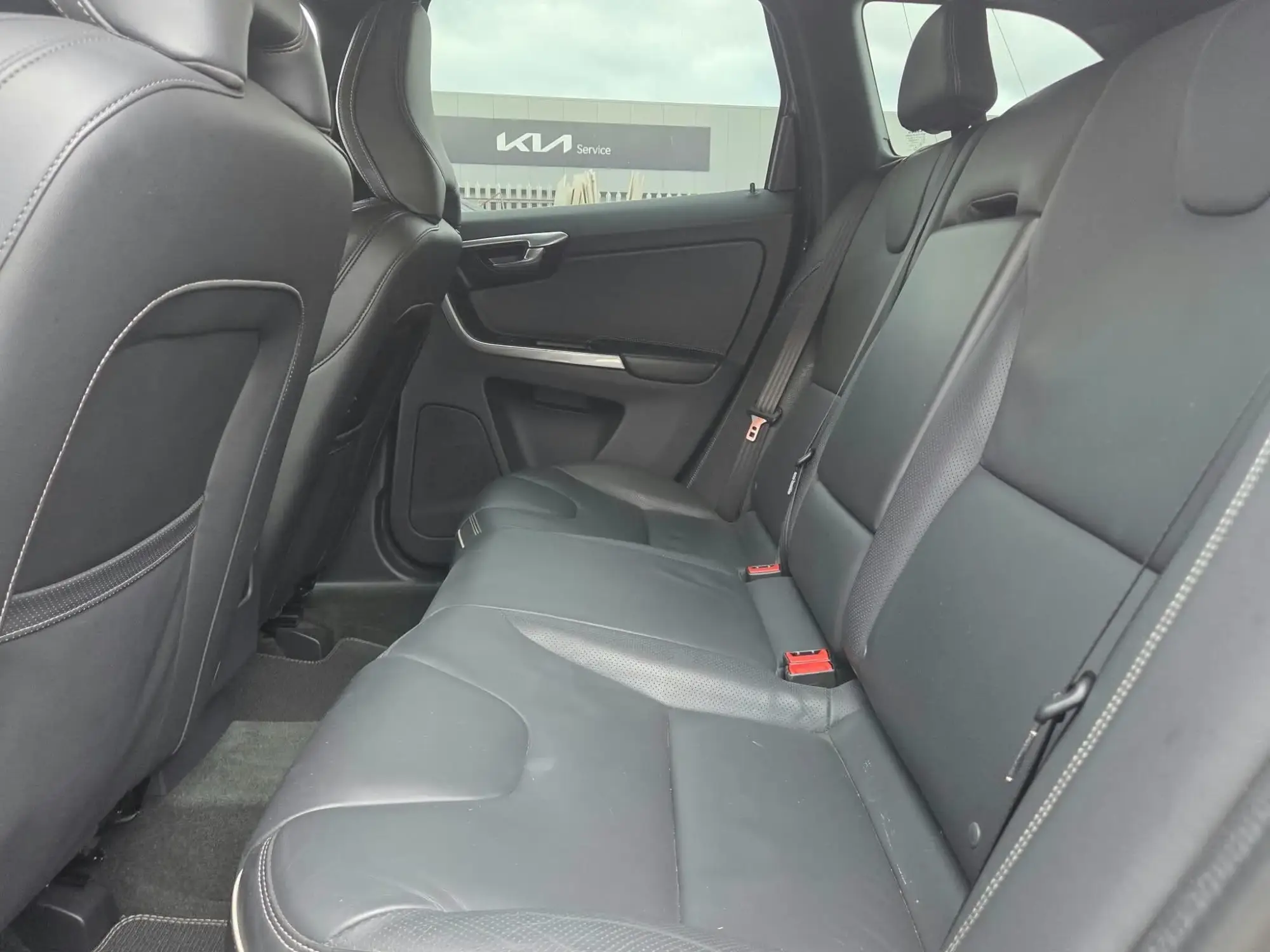 Volvo XC60 Image 15