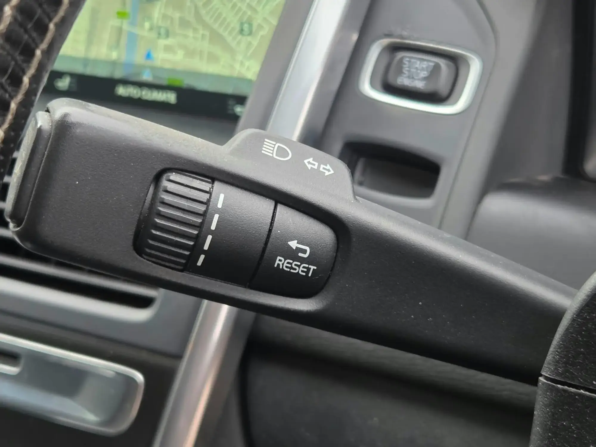 Volvo XC60 Image 21