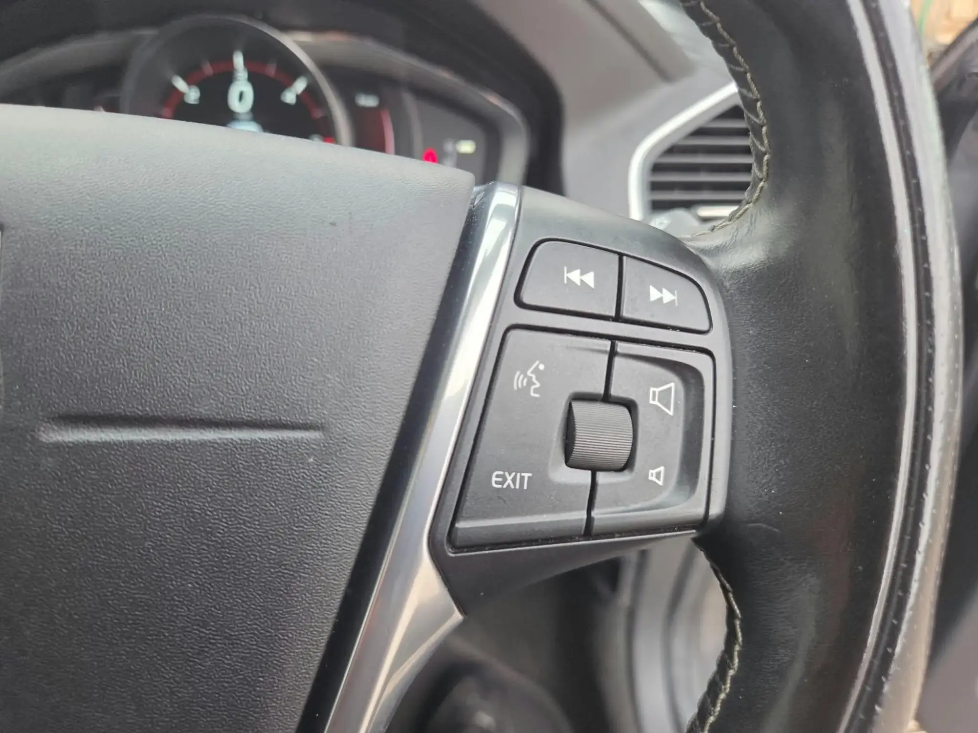 Volvo XC60 Image 23
