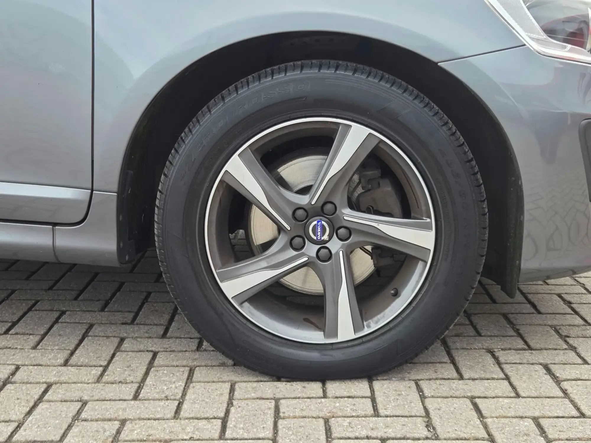 Volvo XC60 Image 28