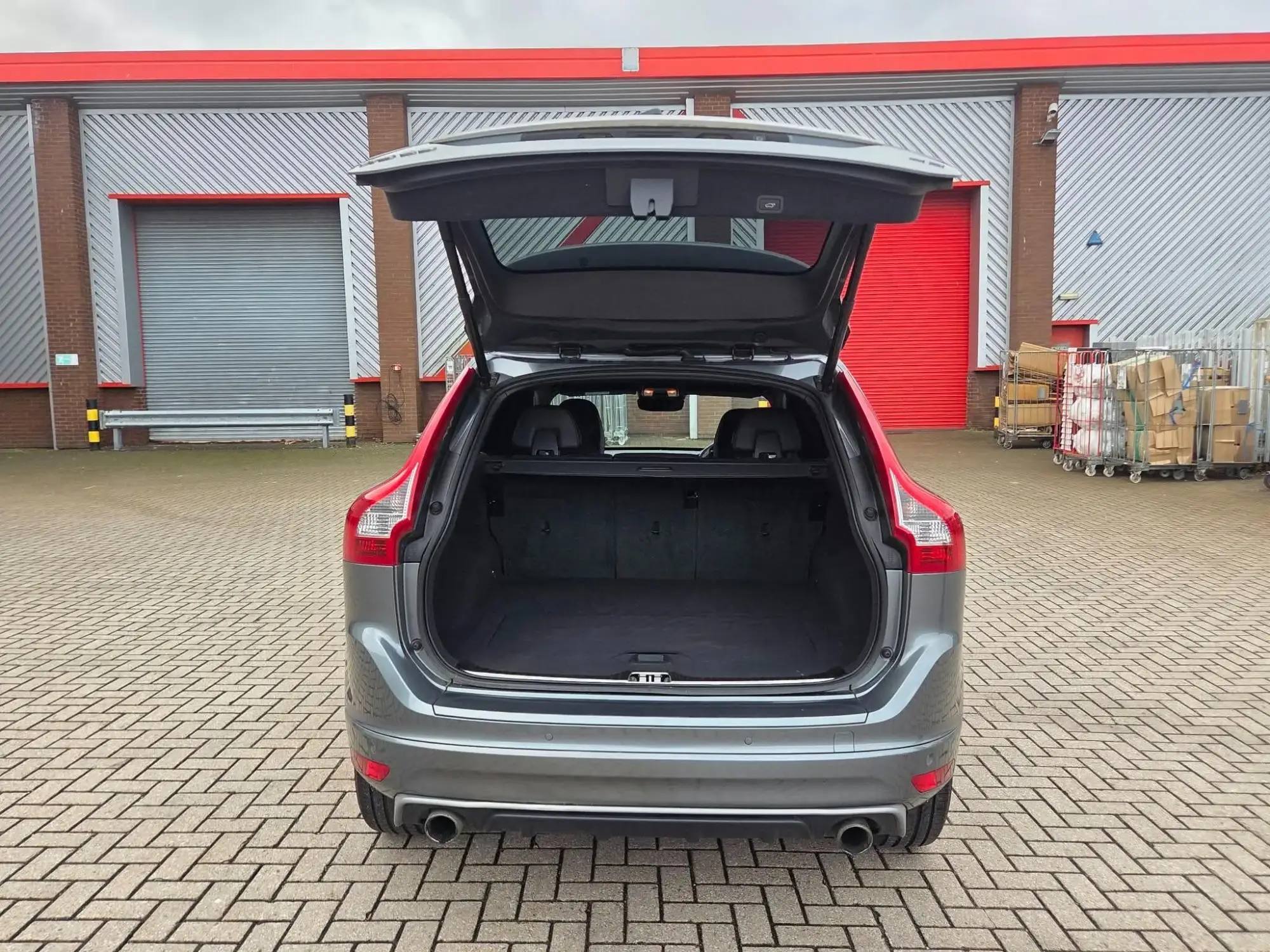 Volvo XC60 Image 37