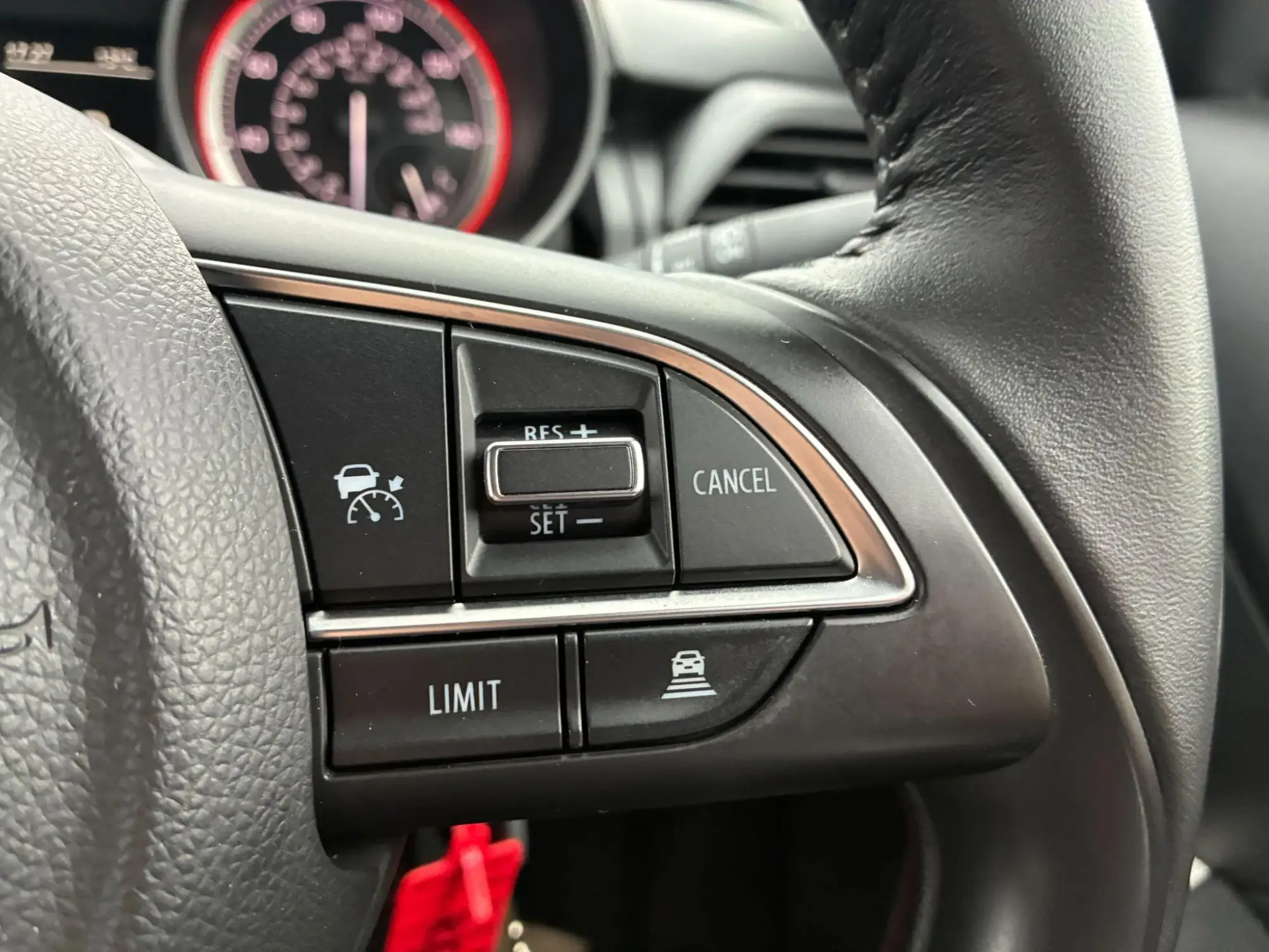 Suzuki Swift Image 12 Suzuki Swift Image 12