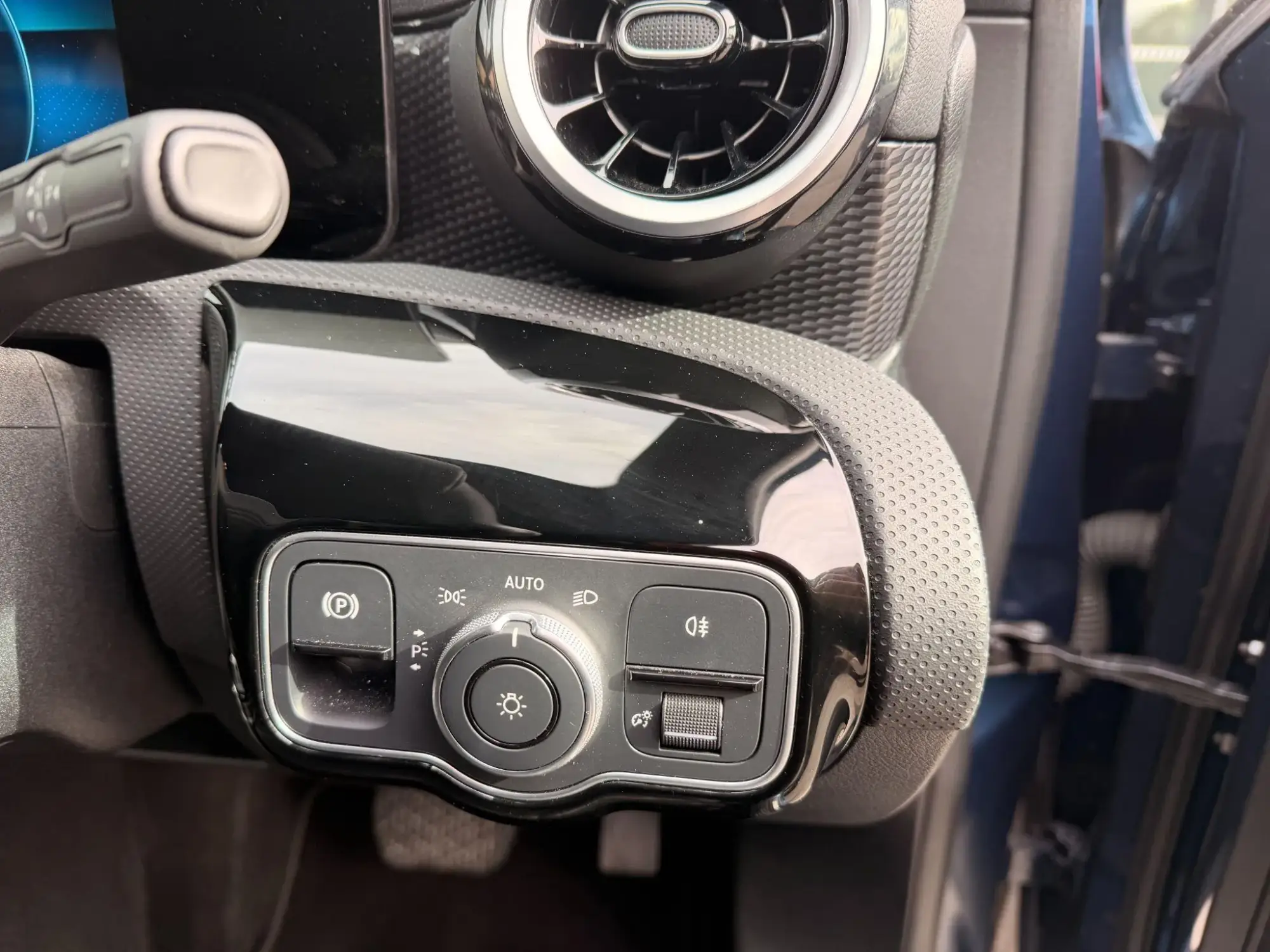 Mercedes-Benz A-Class Image 17