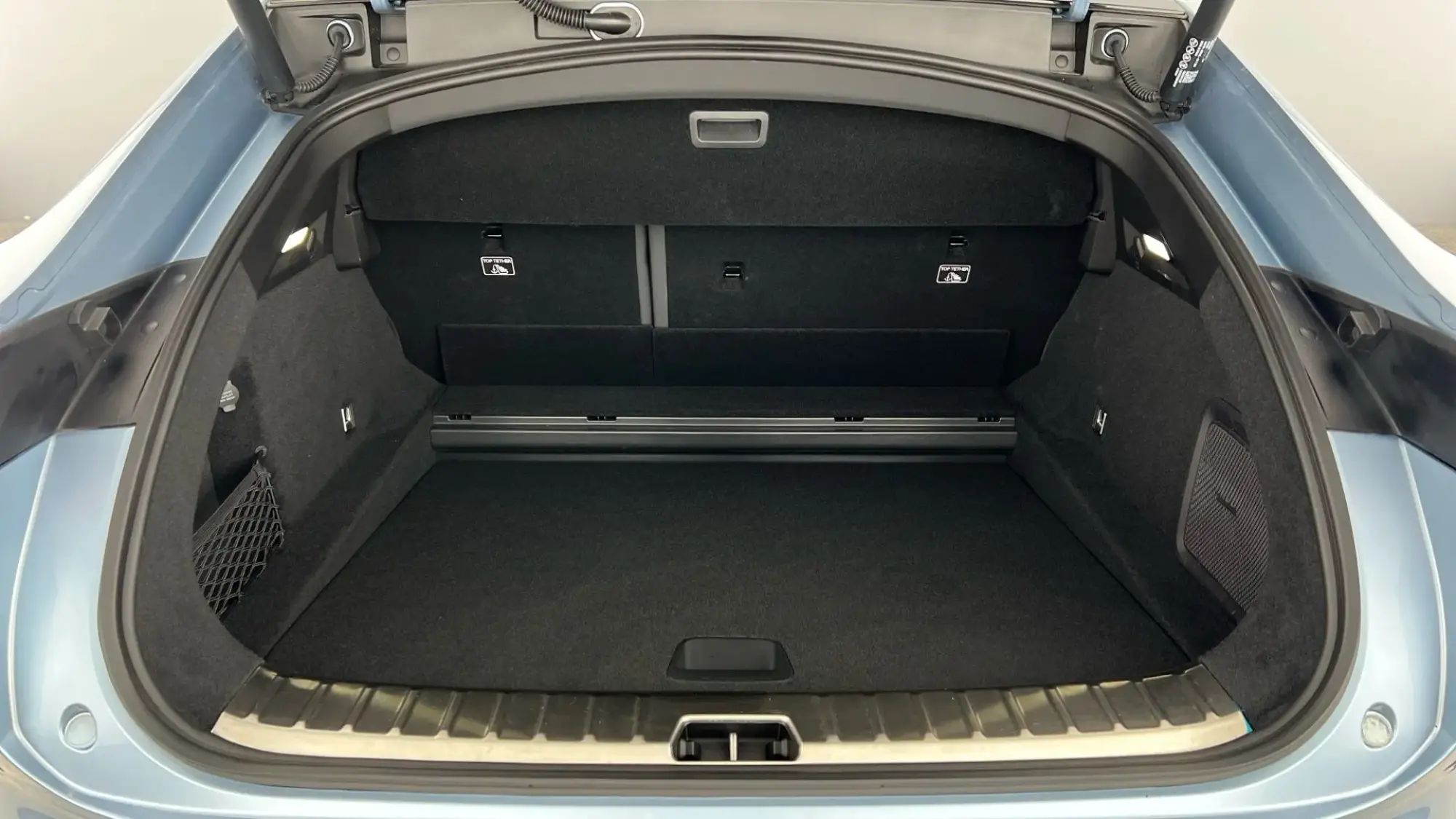 Polestar 4 SUV Image 28 Polestar 4 SUV Image 28