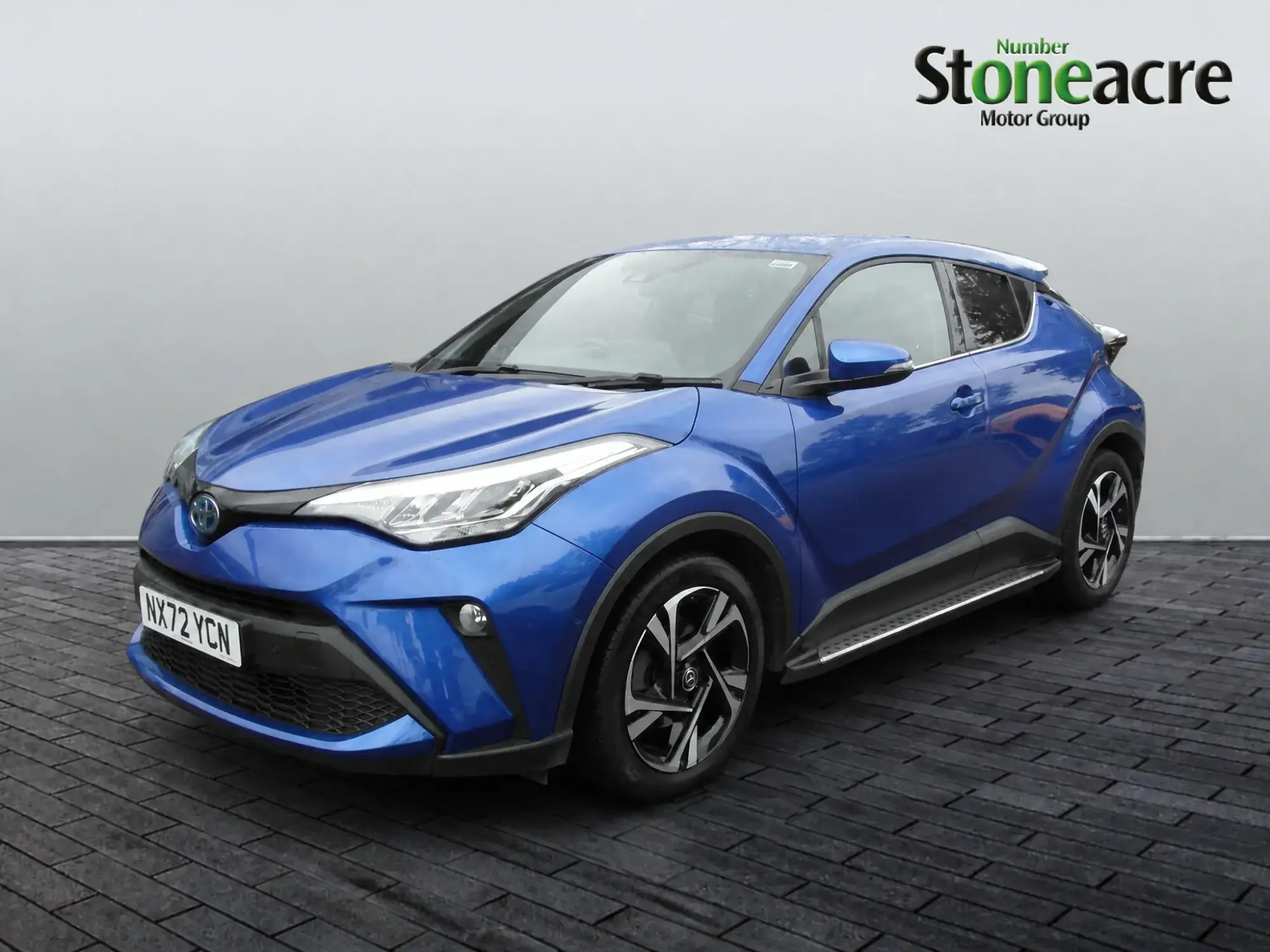 Toyota C-HR Hybrid 2.0 Hybrid Design 5dr CVT NX72YCN Image 3