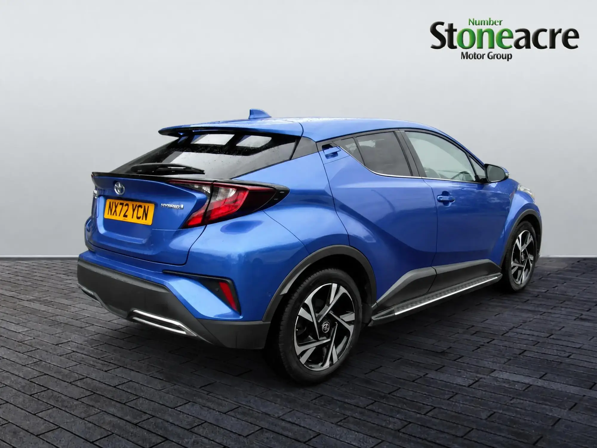 Toyota C-HR Hybrid Image 9