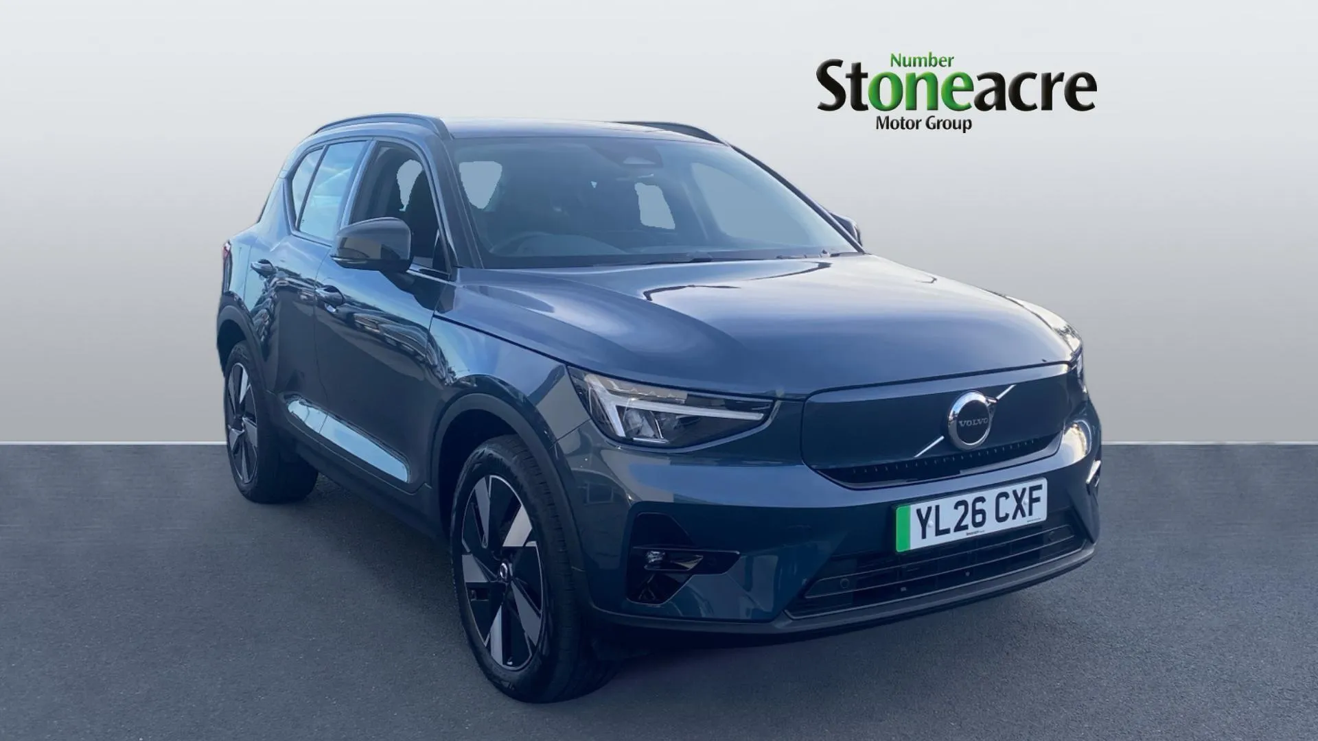 2026 Volvo EX40