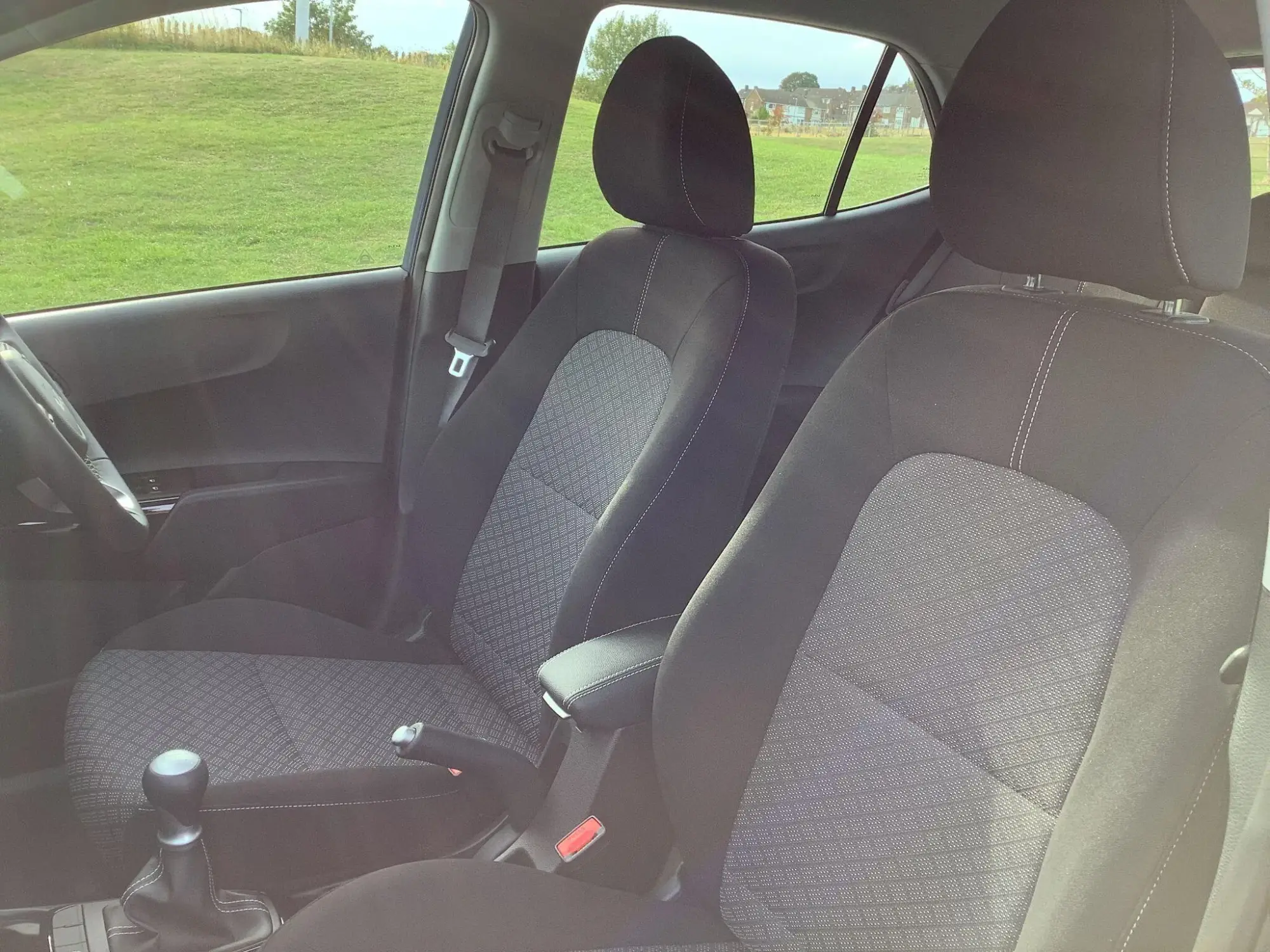 Kia Picanto Image 11