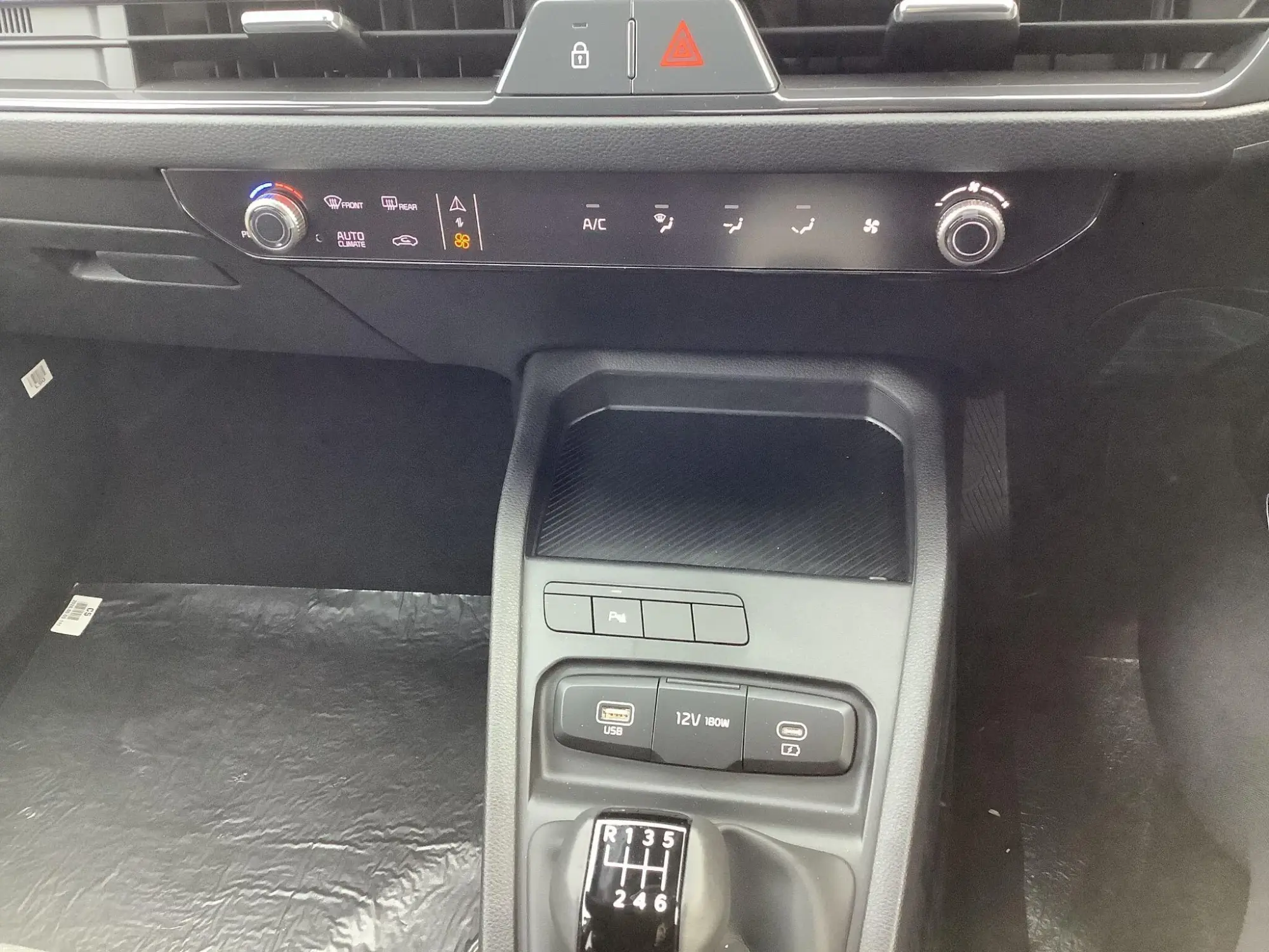 Kia Stonic Image 16