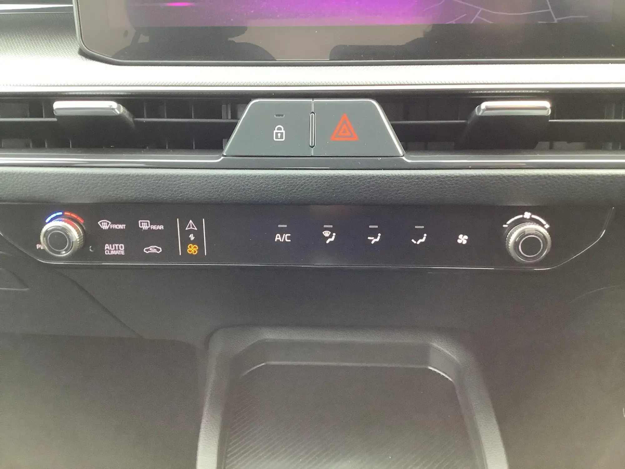 Kia Stonic Image 17