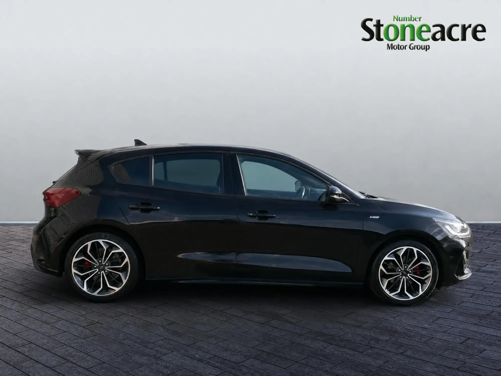 Ford Focus Image 2