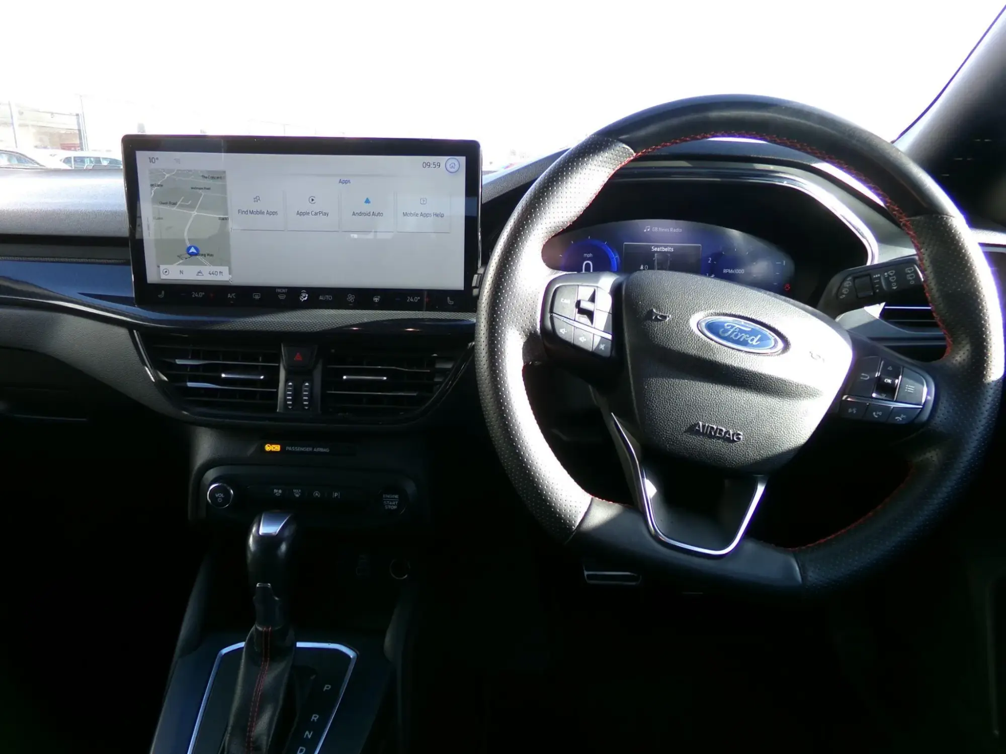 Ford Focus Image 12