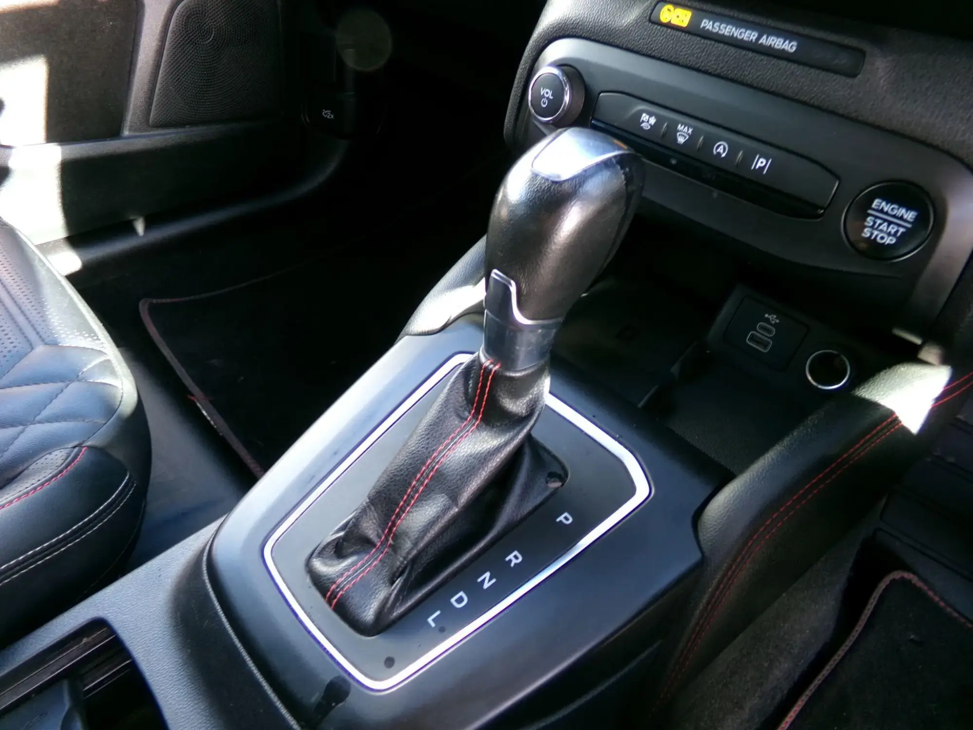 Ford Focus Image 21