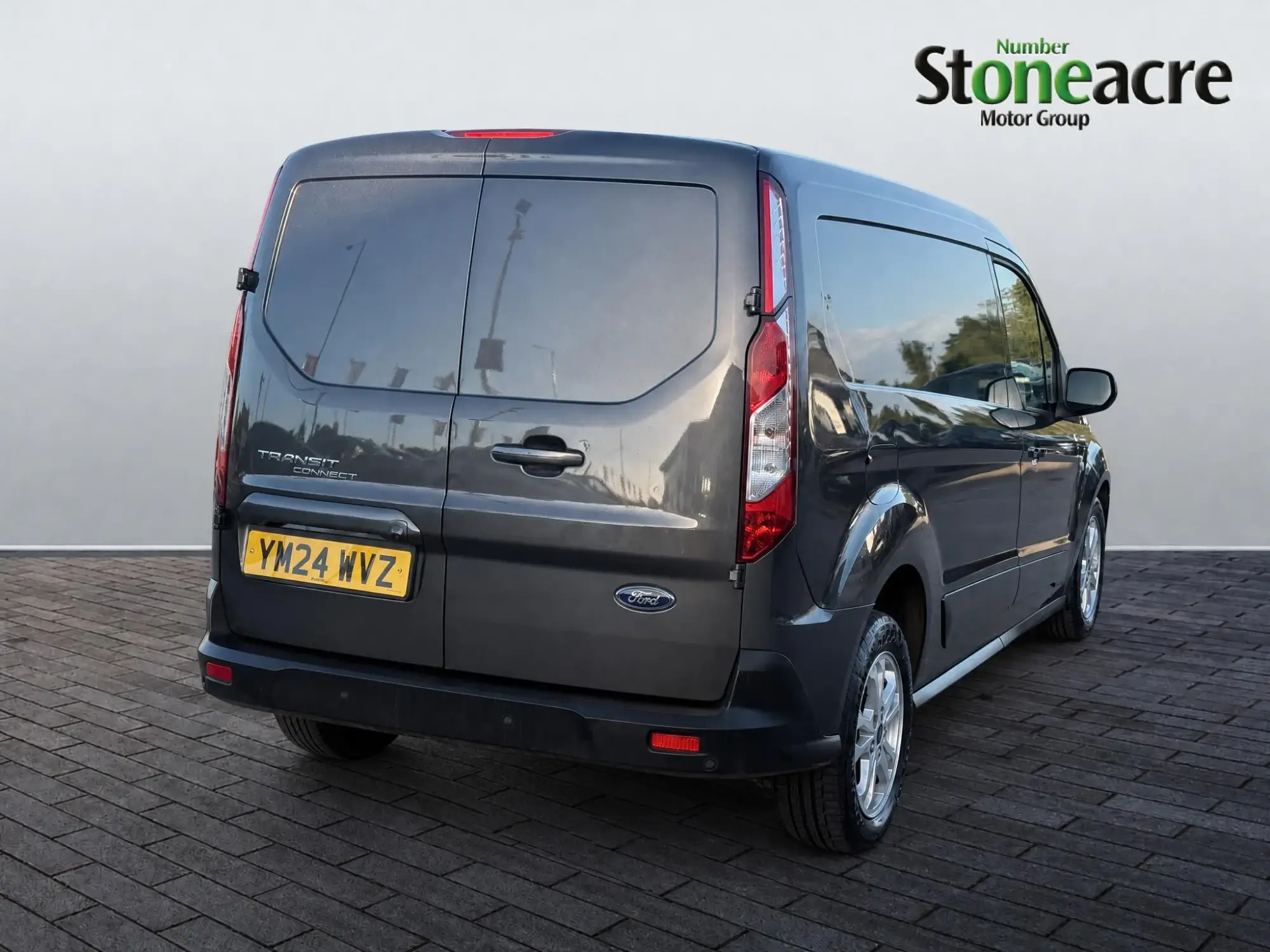 Ford Transit Connect Image 8