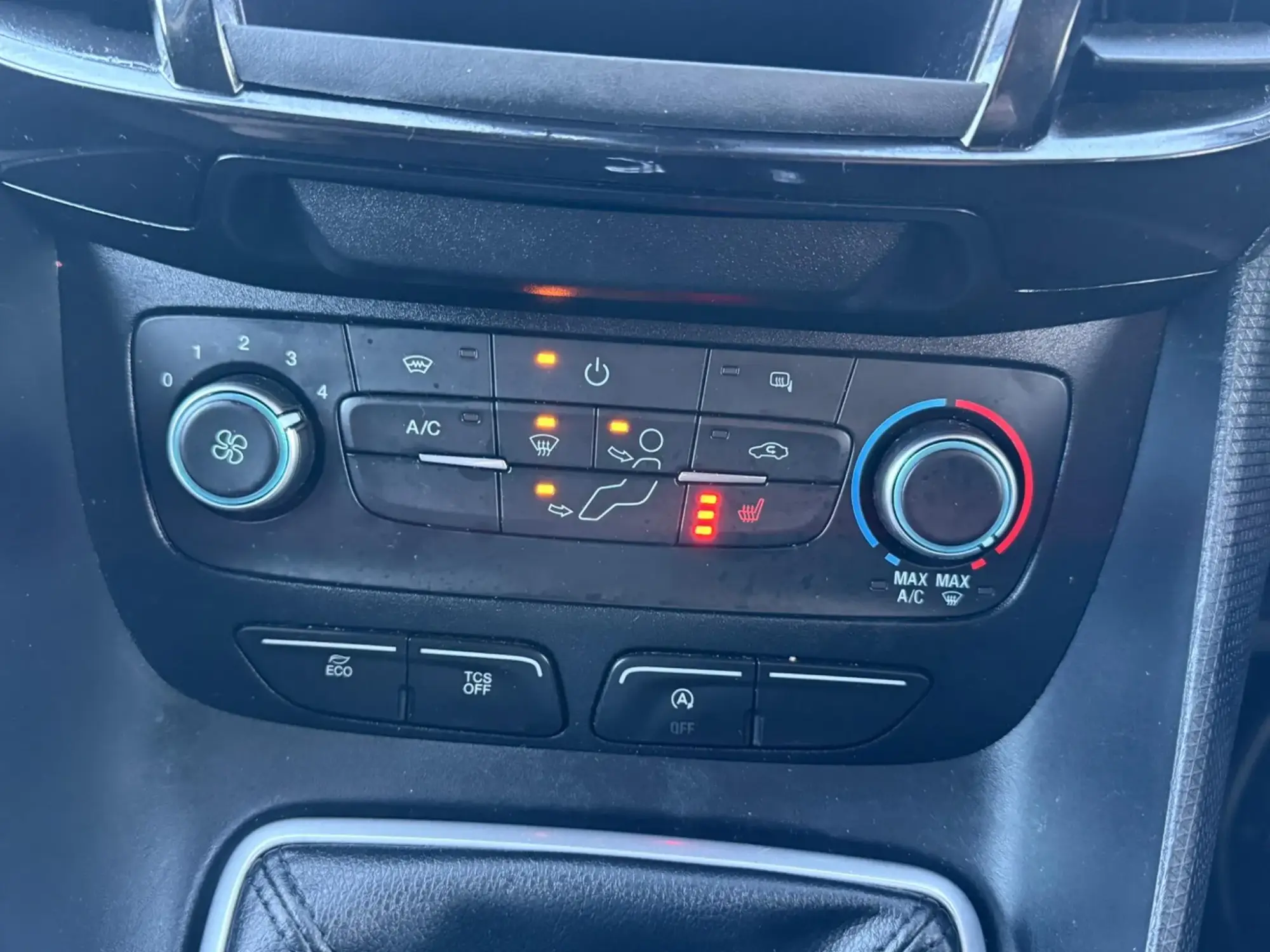 Ford Transit Connect Image 10